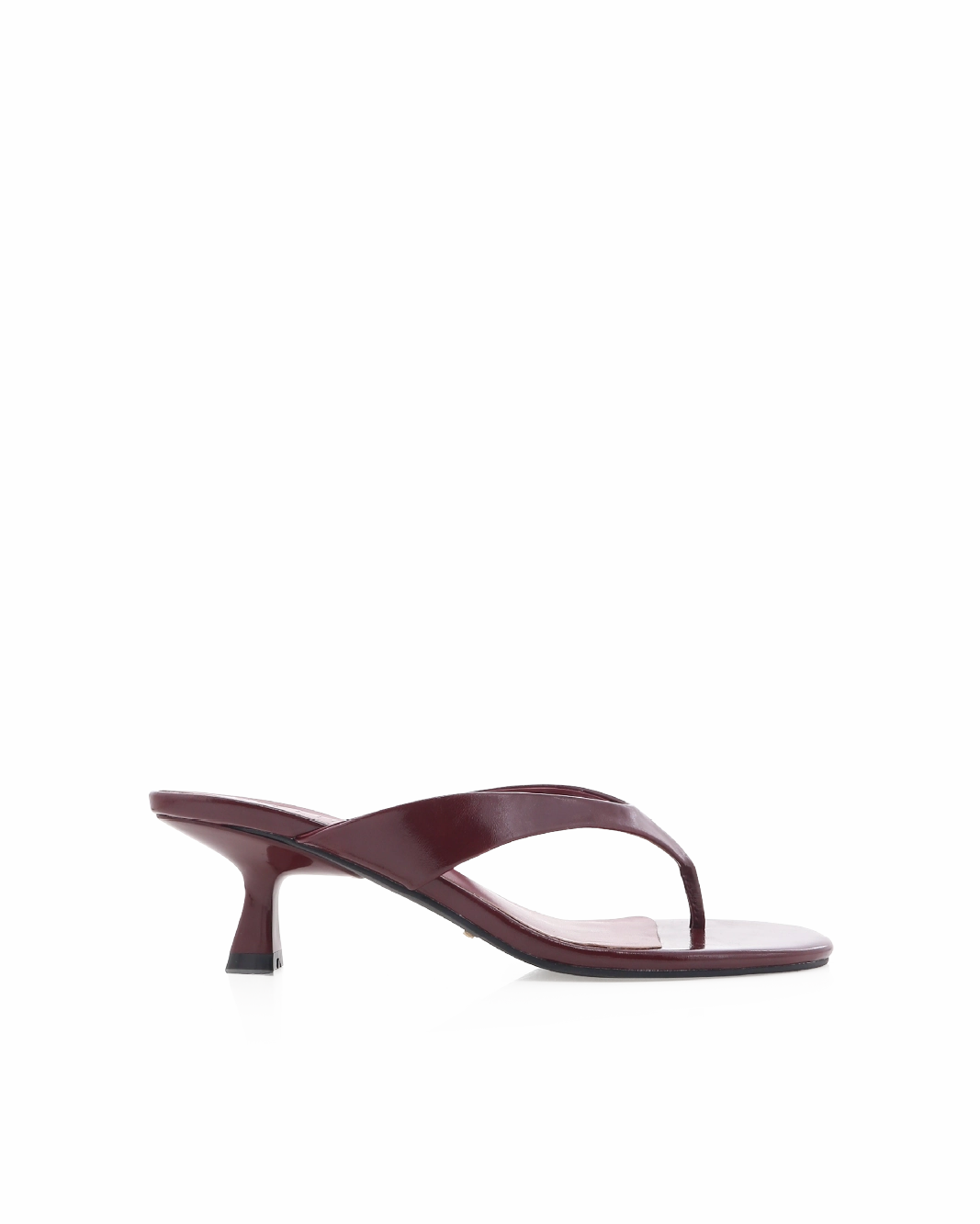 NIESHA - DARK CHERRY SHINE Holiday look Classic Charm