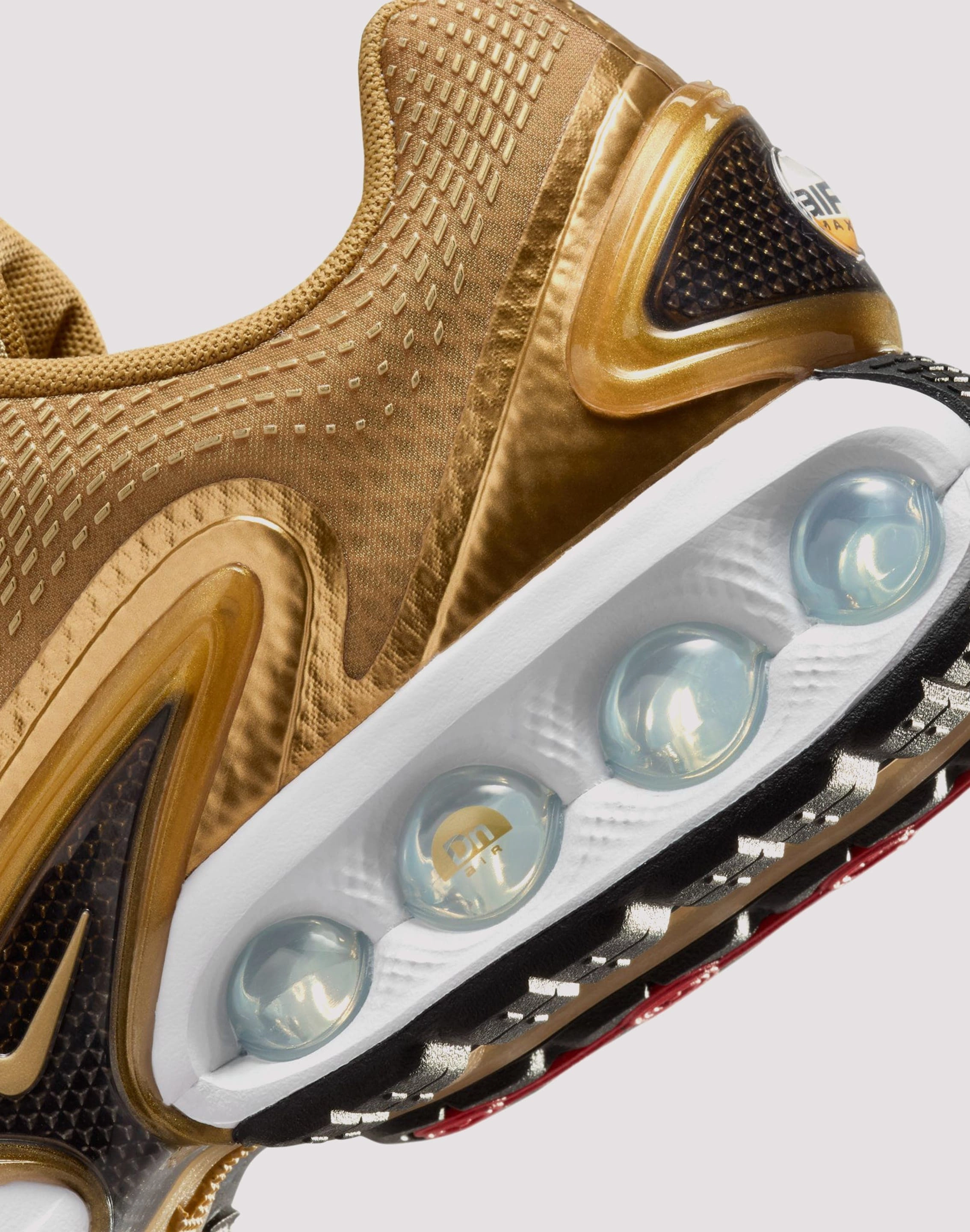 Nike Air Max Dn Premium "Metallic Gold/Black/White" Unique Outdoor Sports