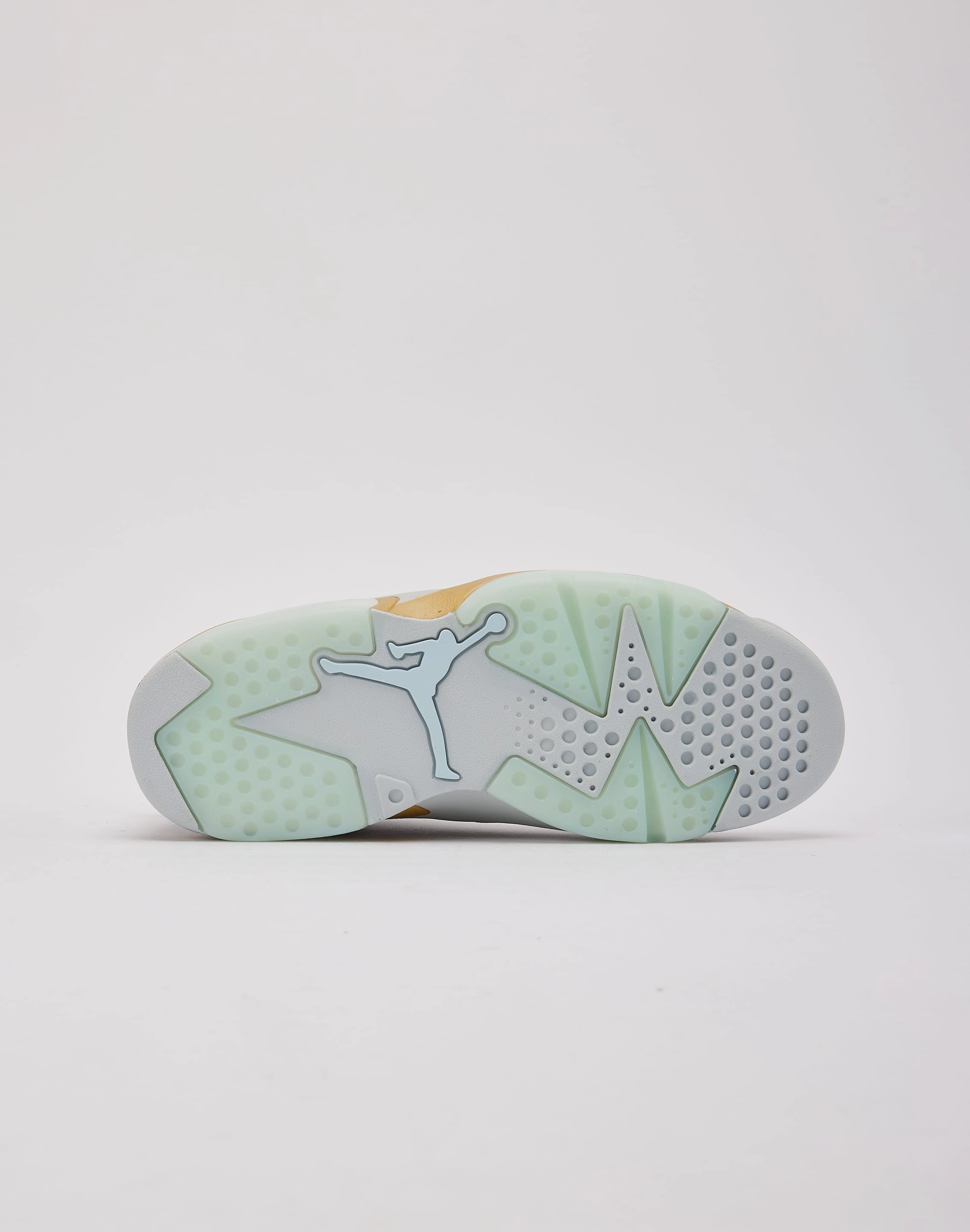 Jordan Air Jordan 6 Retro 'Pearl' Quick Drying Travel Enthusiasts All Time