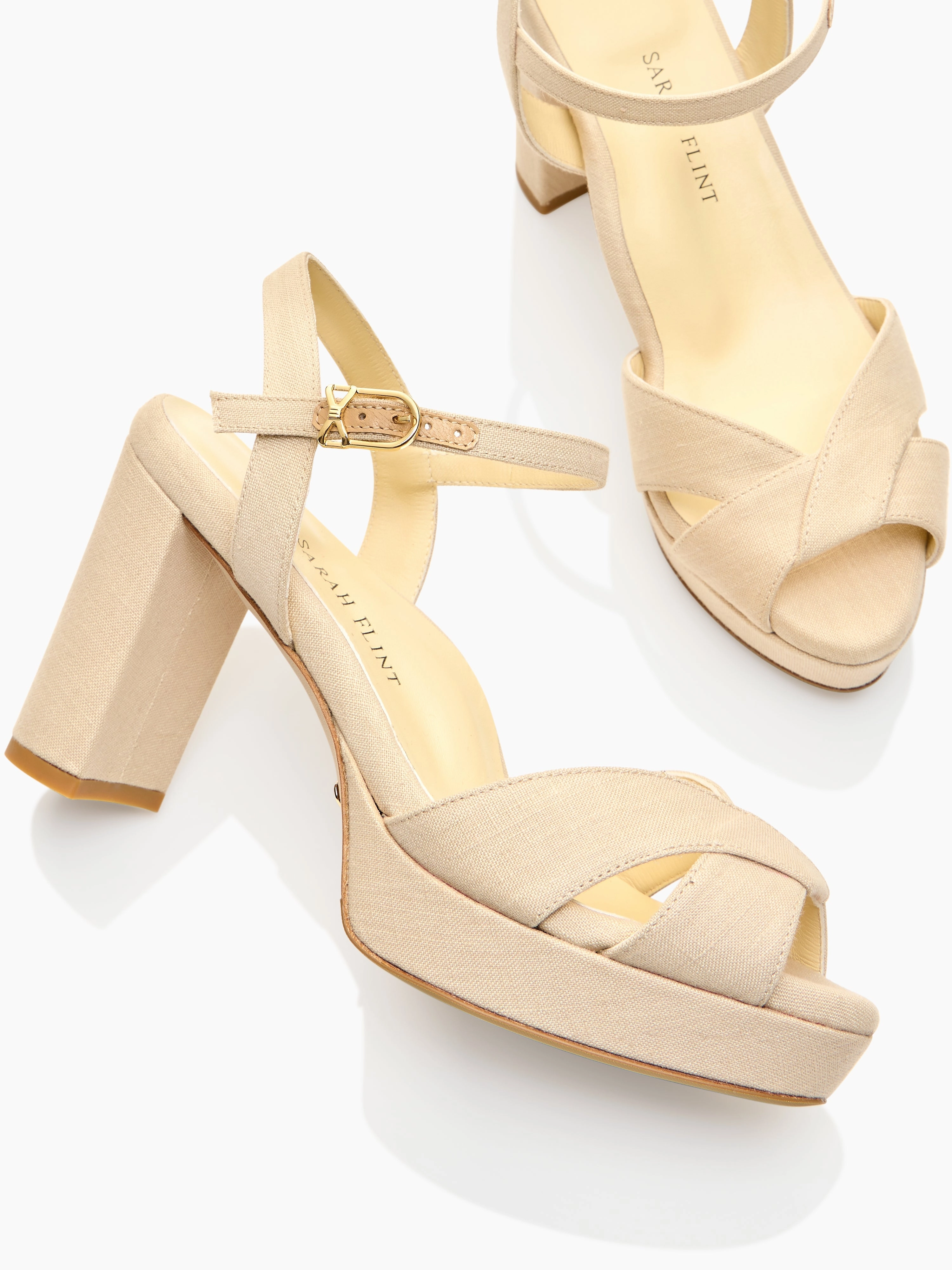 Stylish casual sandals Soft Walk Perfect Crossover Platform 80