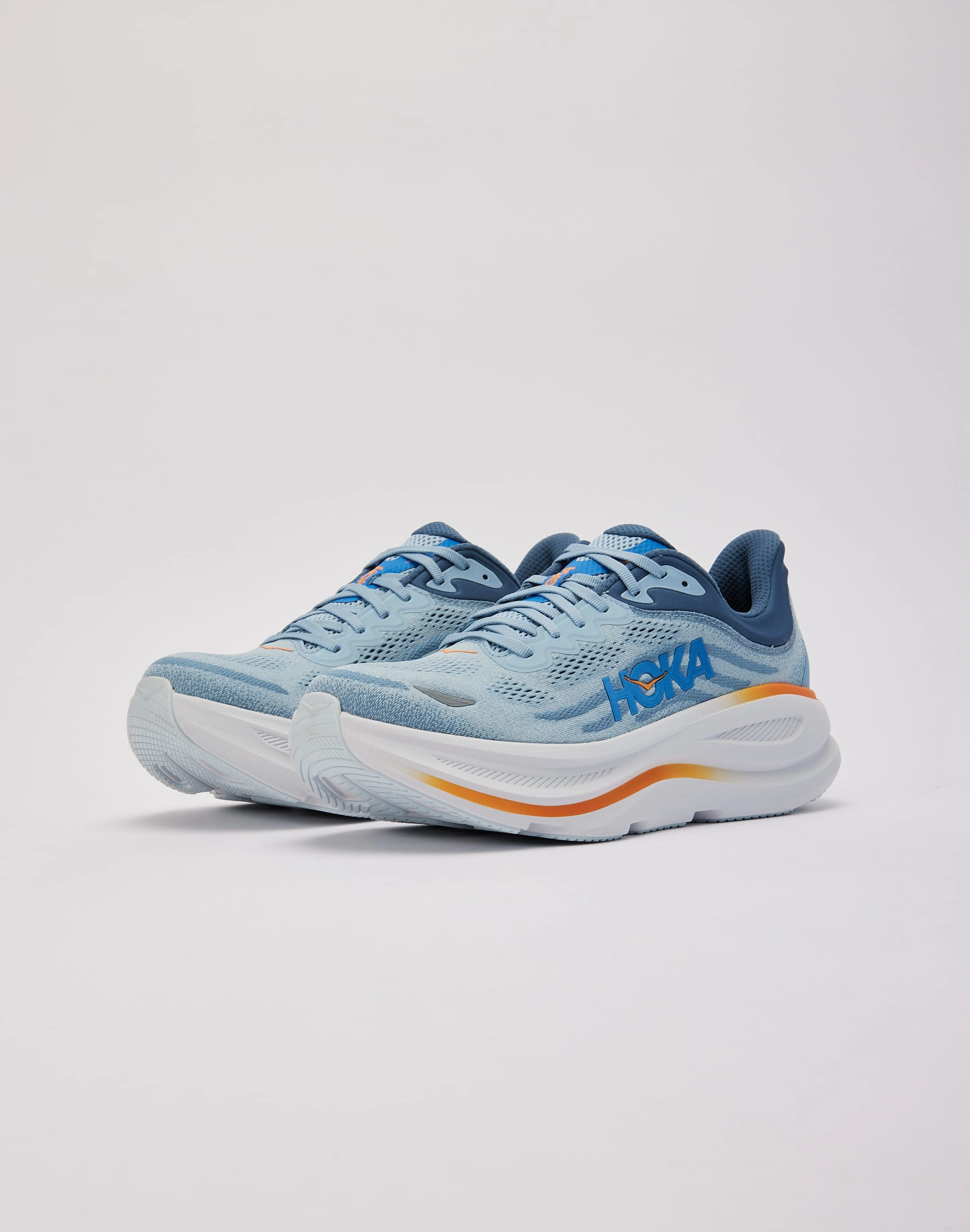 Anti Odor Lining running in bright colors HOKA Bondi 9