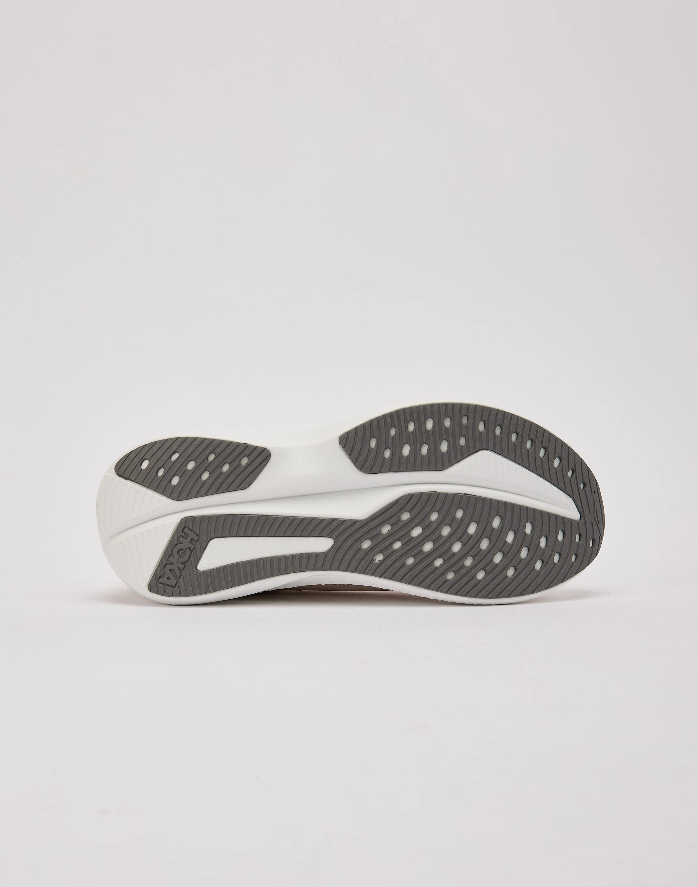 Comfort Strap group running HOKA Mach 6