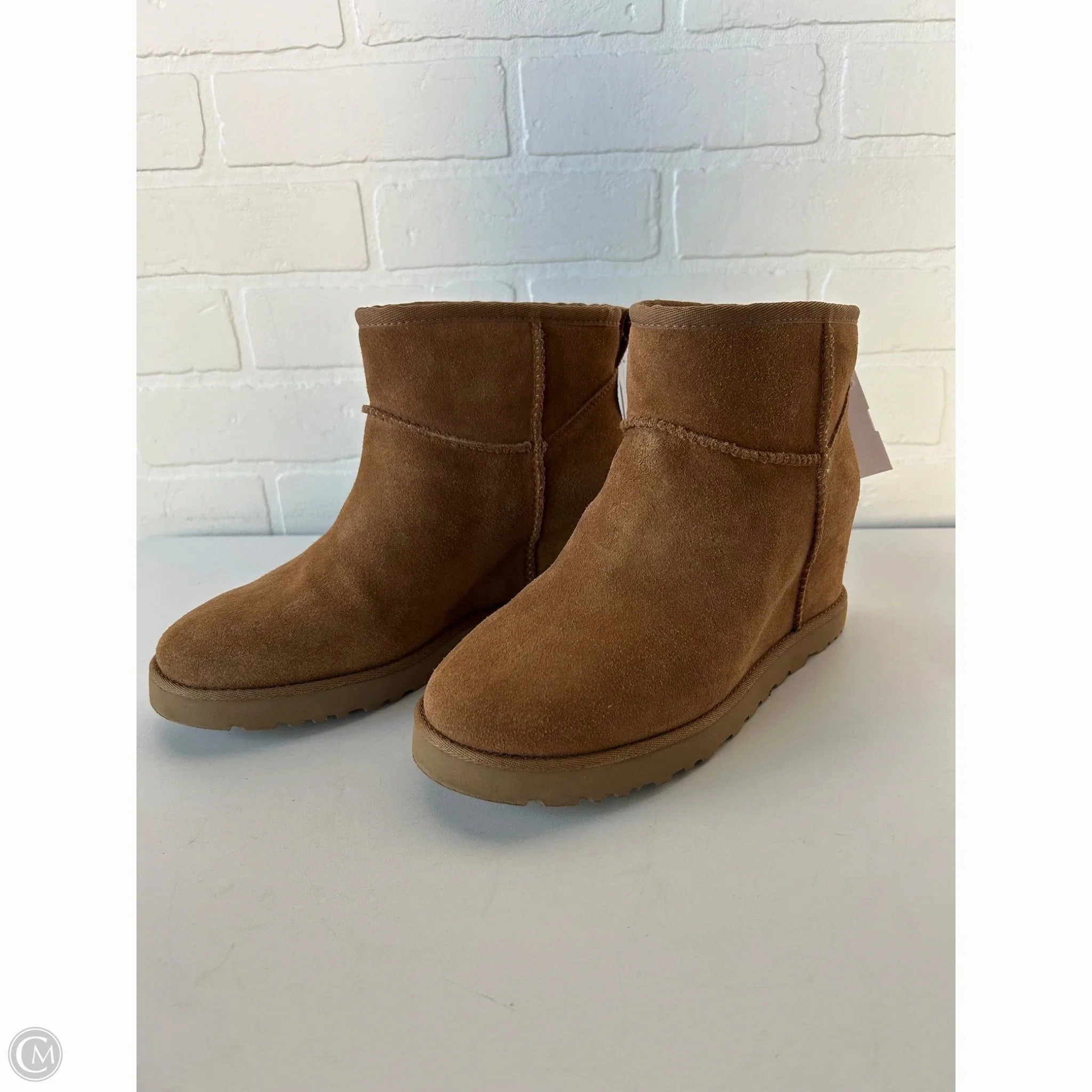 Sand Move Boots Designer By Ugg In Tan, Size: 8