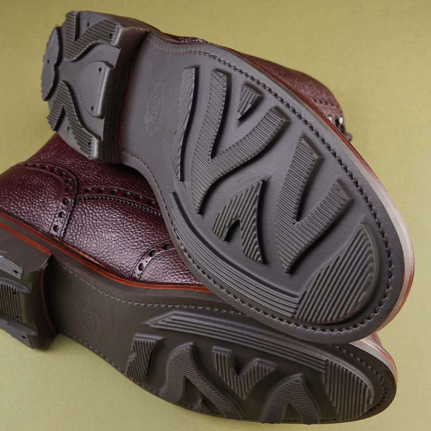 Wide fit Islay Oxblood Zug Grain