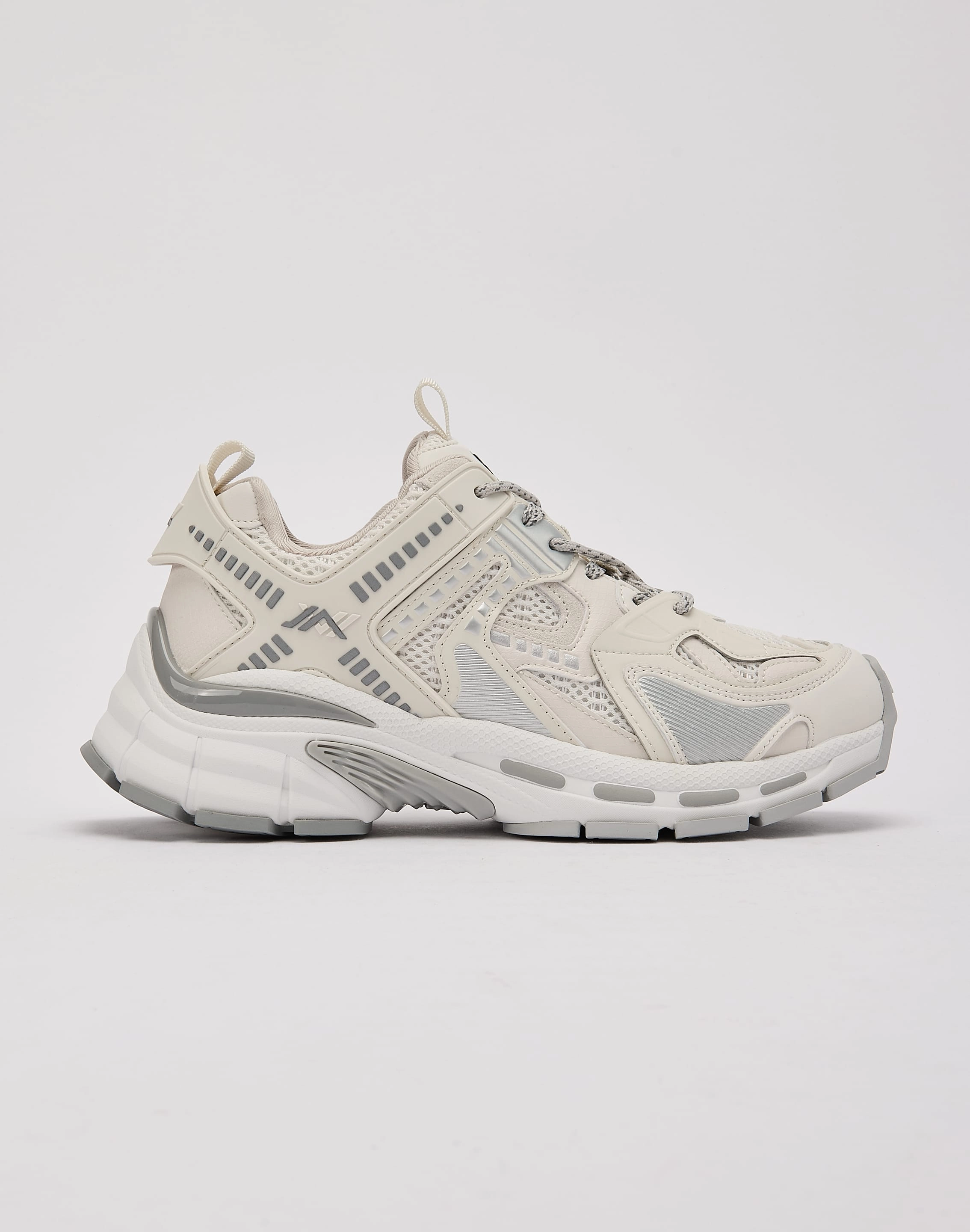 Javi Emerge Comfortable Design