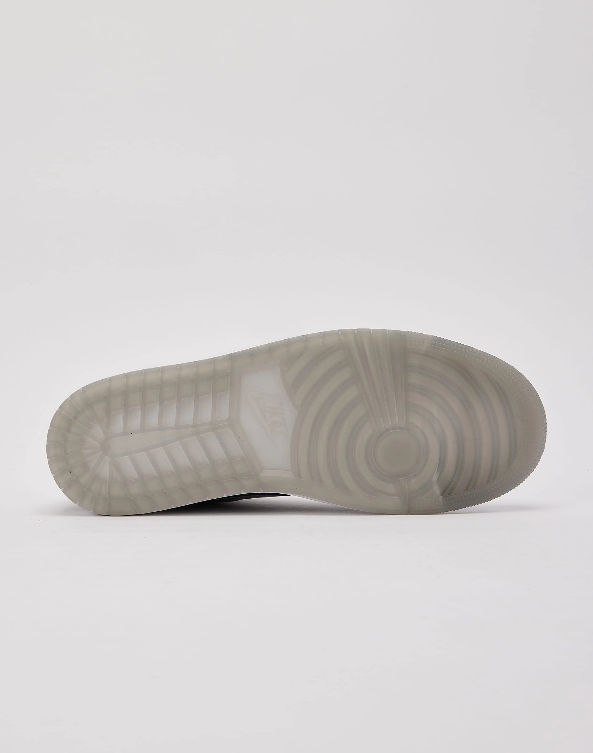 Flexible Fit City Adventure Stylish Jordan Air Jordan 1 Low SE