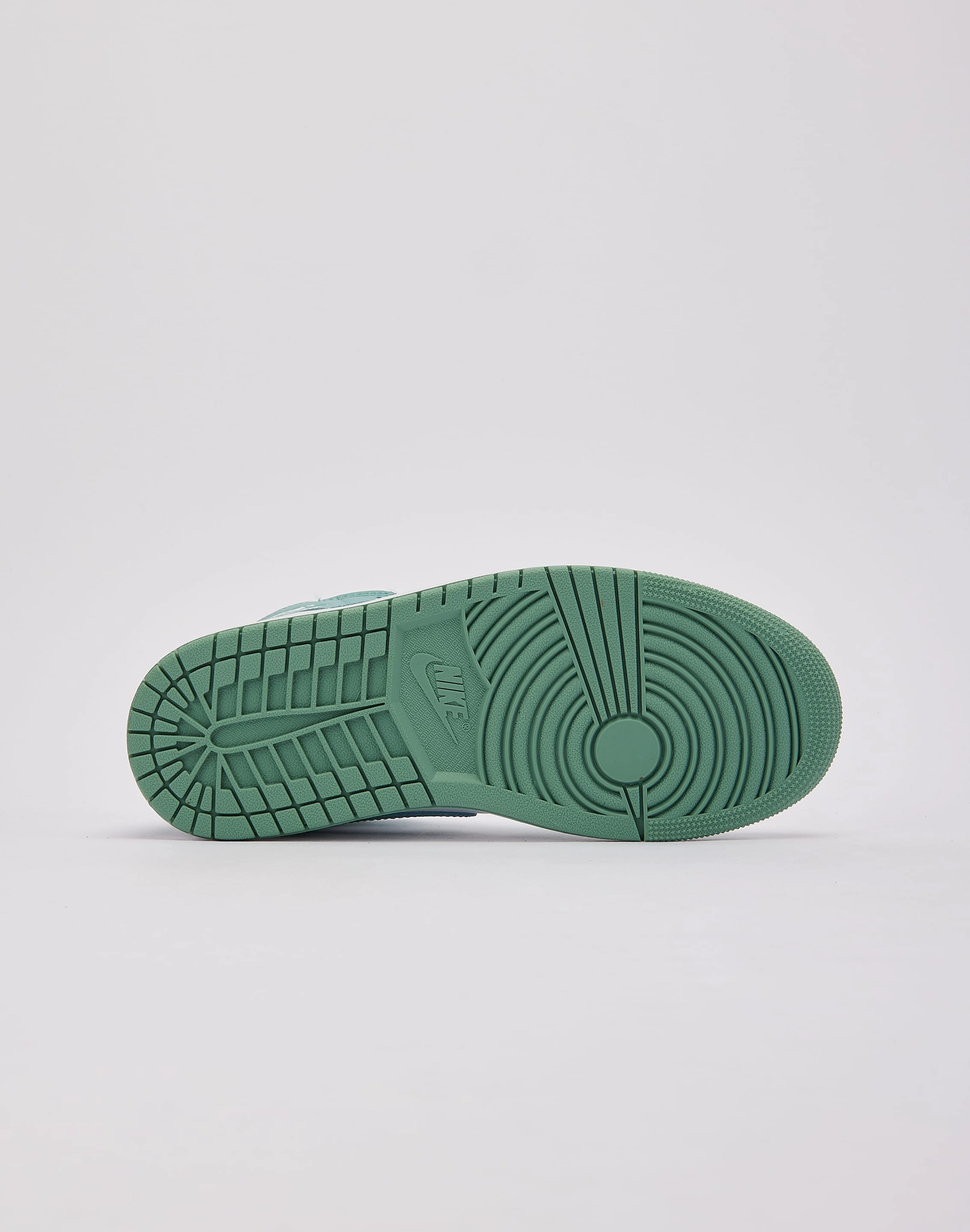 All Day Comfort Fit Tech Knit Jordan Air Jordan 1 Mid