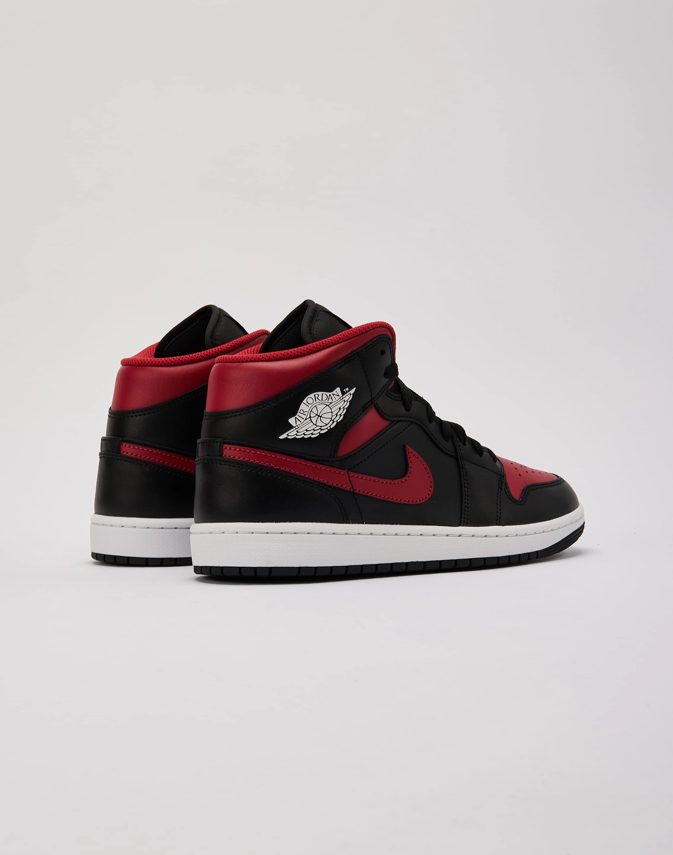 Cushioned Midsole Heat Free Jordan  Air Jordan 1 Mid