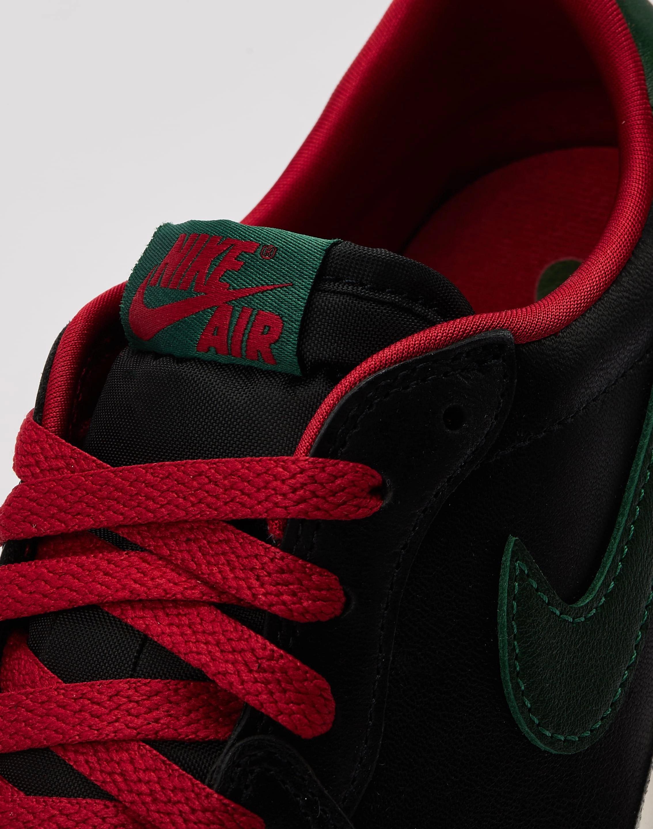 Jordan Air Jordan 1 Retro Low OG 'Black and Gorge Green' Frost Safe Everyday