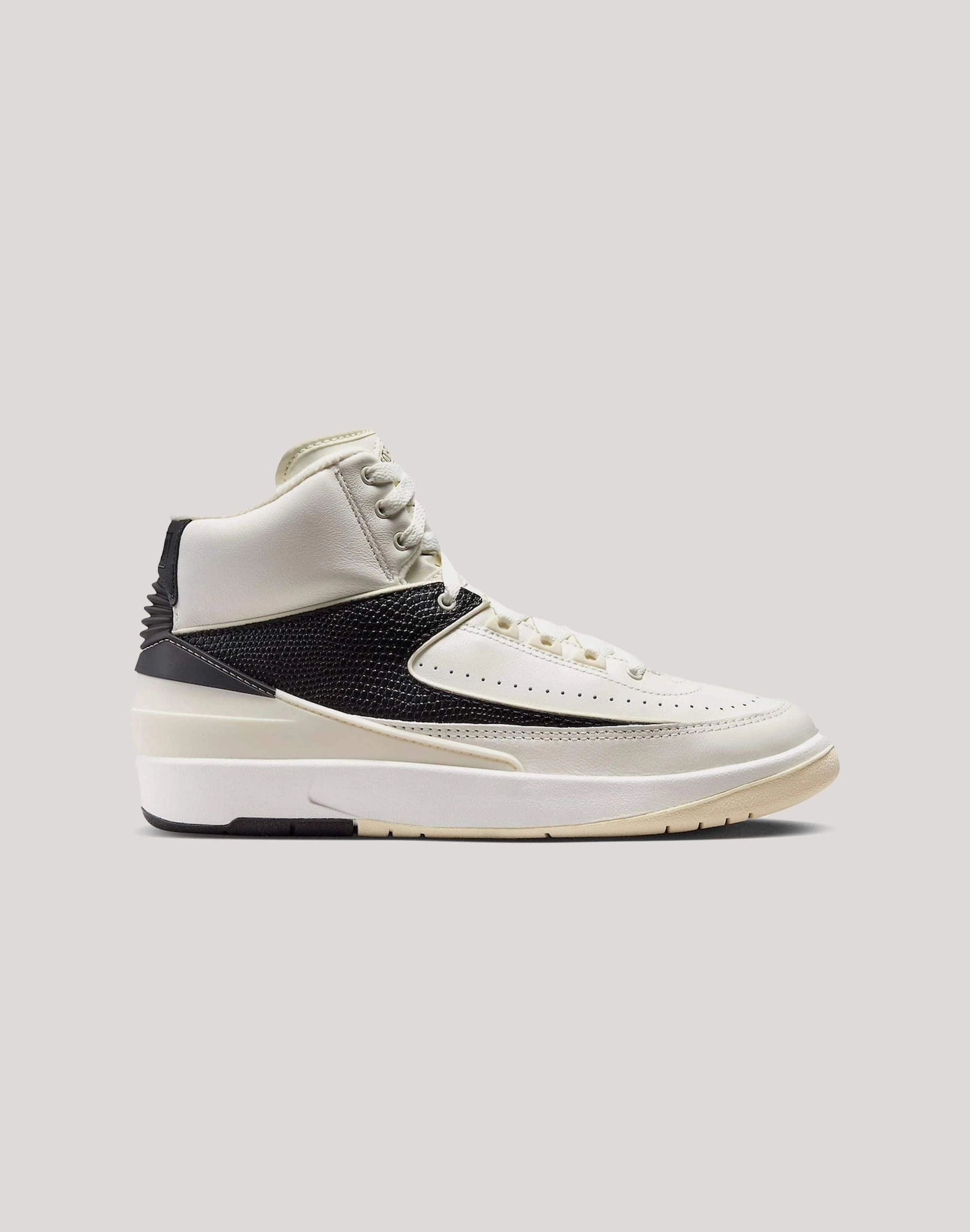 Stretchable Material Jordan Air Jordan 2 Retro 'Sail'