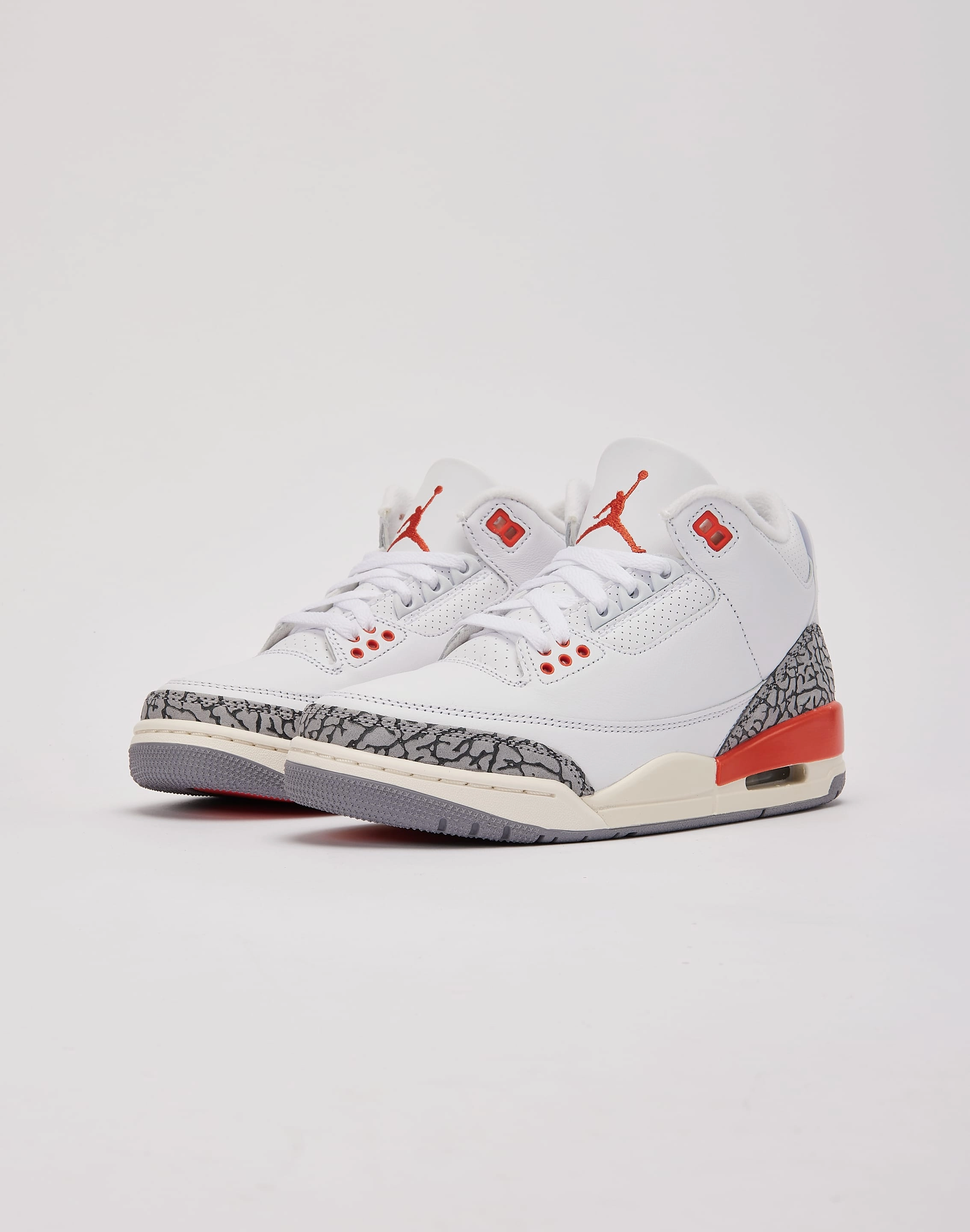 Jordan Air Jordan 3 Retro 'Georgia Peach' Low Impact Landing Design Stone Glam