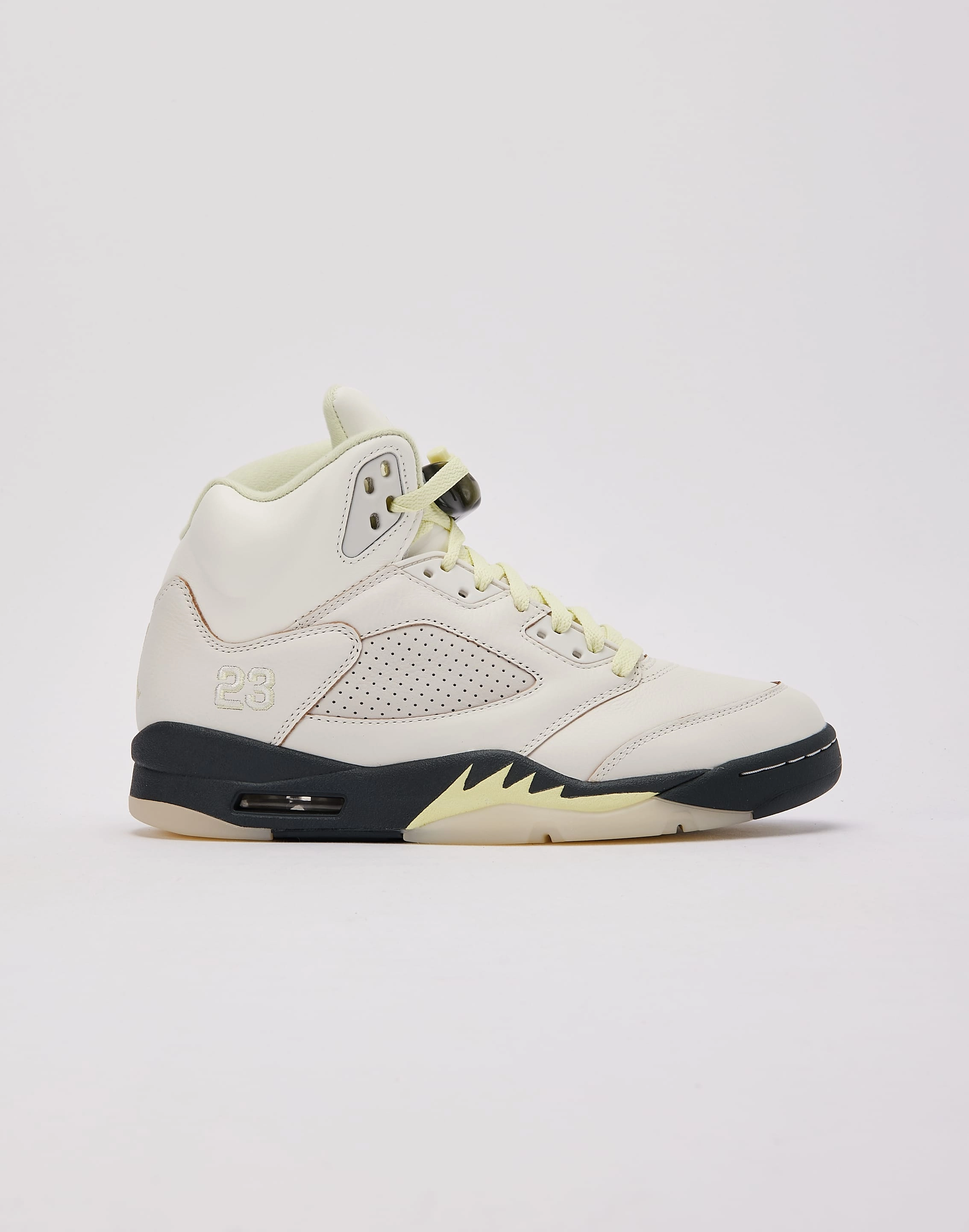 Valley Run Star Edge Jordan Air Jordan 5 Retro 'Luminous Green and Sail'