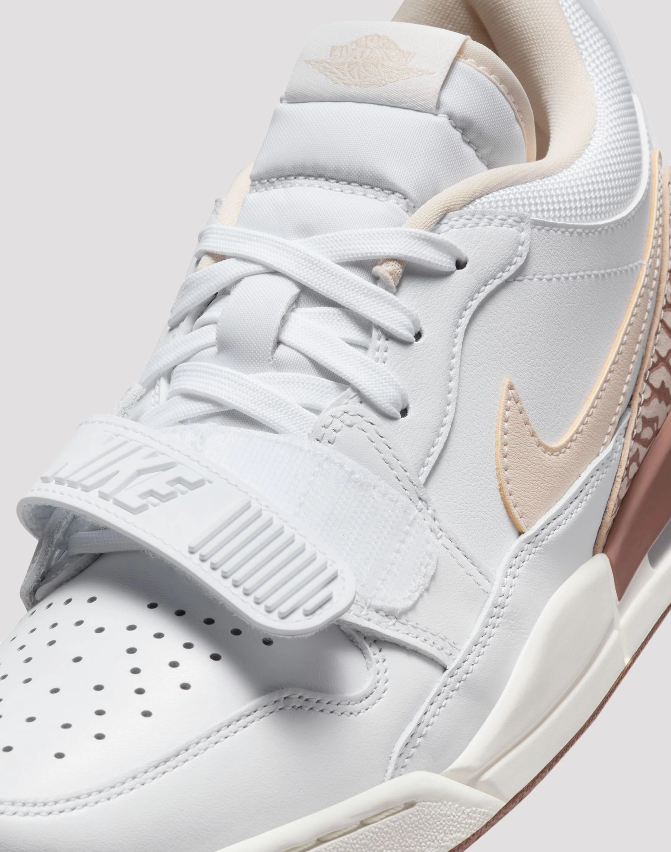 Pure Black Vital Step Jordan Legacy 312 Low White/Legend Lt Brown/Archaeo Brown/Sail