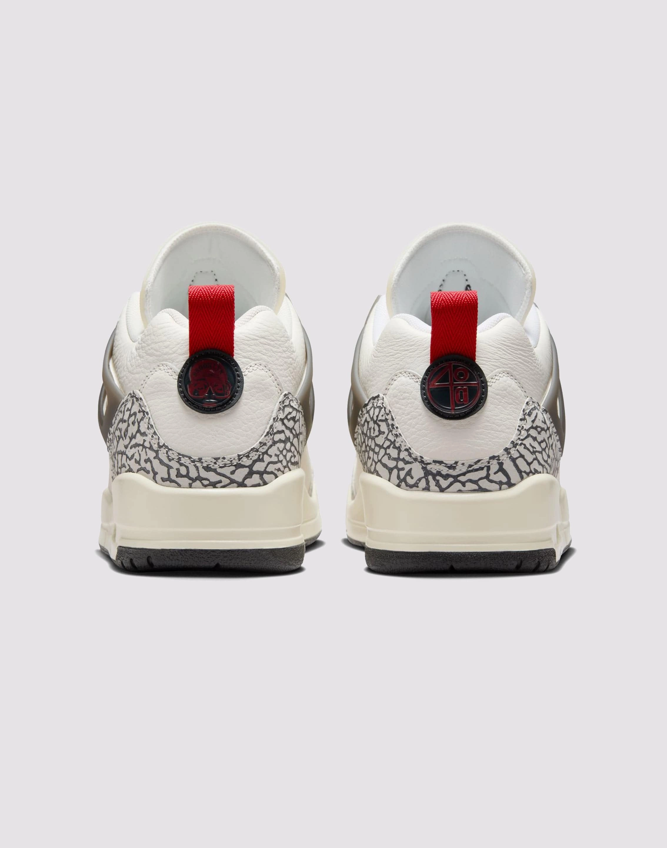 Toe box Comfort Walk Jordan Spizike Low