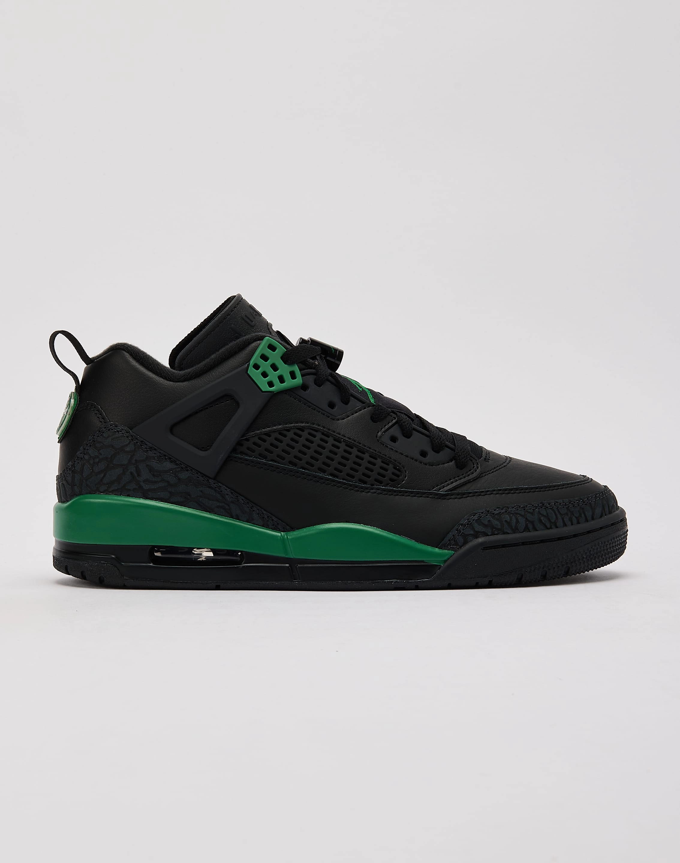Stretch Fabric Travel Light Jordan Spizike Low