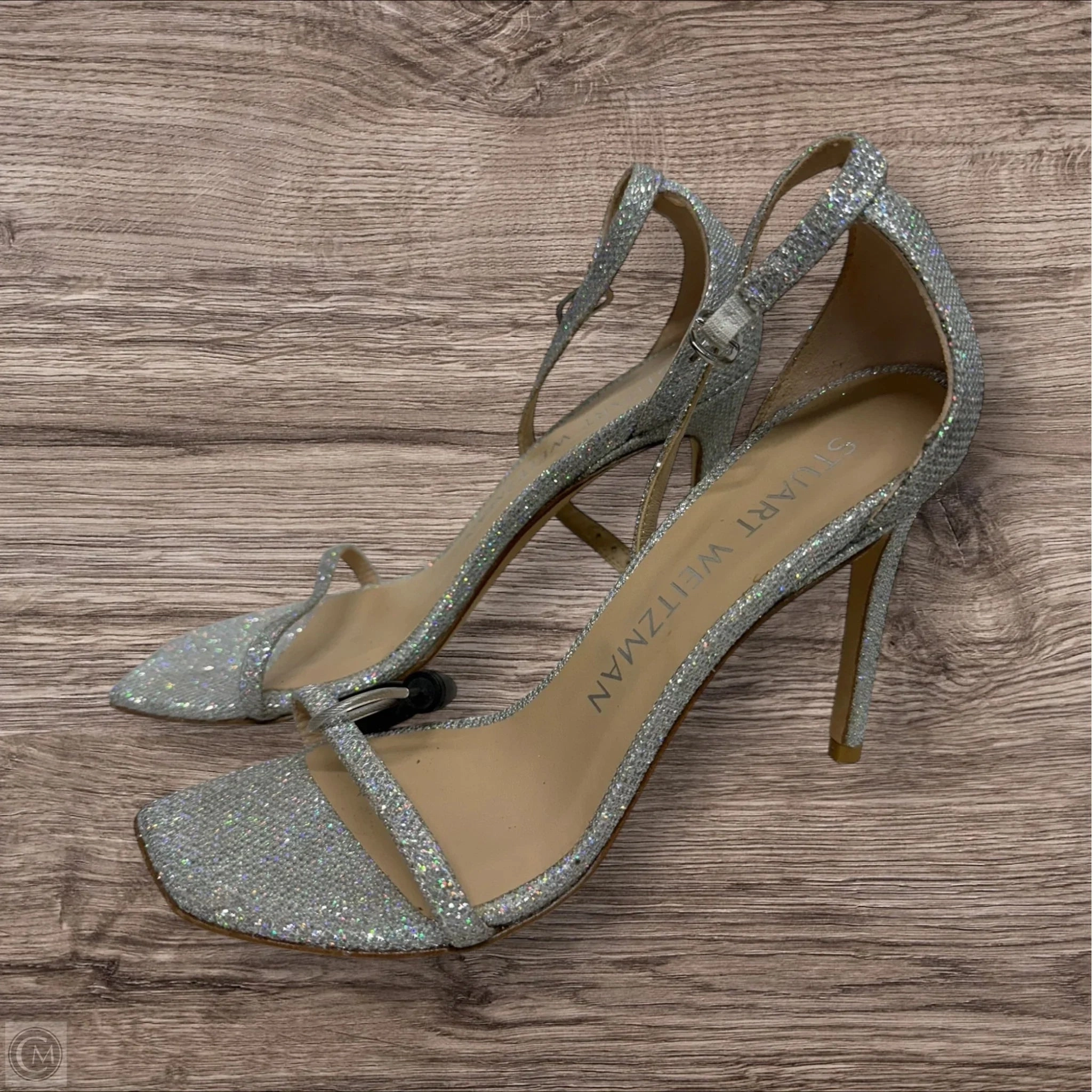 Flexibility Feature Shoes Designer By Stuart Weitzman In Silver, Size: 8