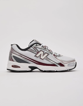New Balance 740 Sleek Shoes