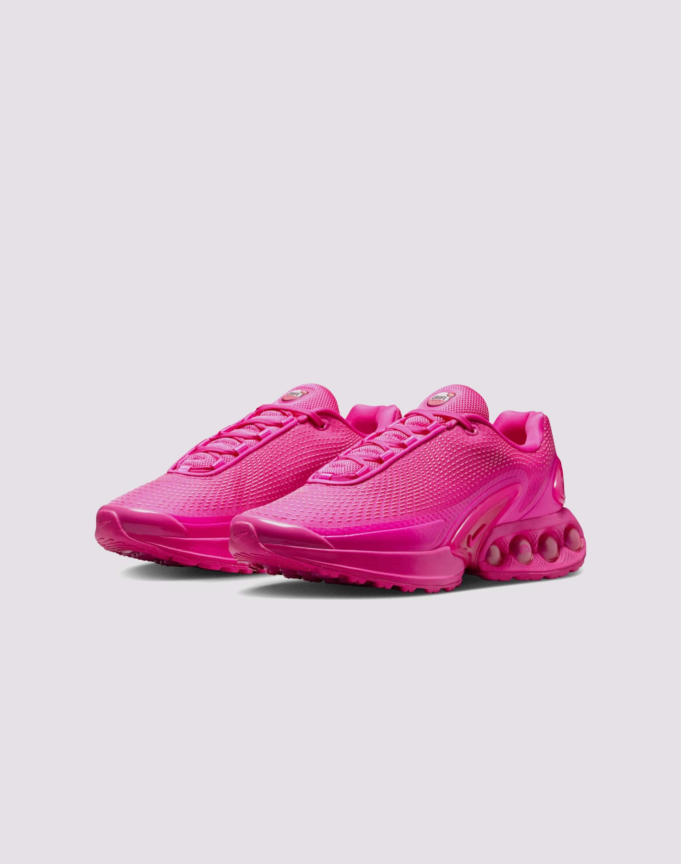 reinforced - toe - area shoes running in the rain Nike Air Max Dn "Laser Fuchsia/Pink Blast/Alchemy Pink"