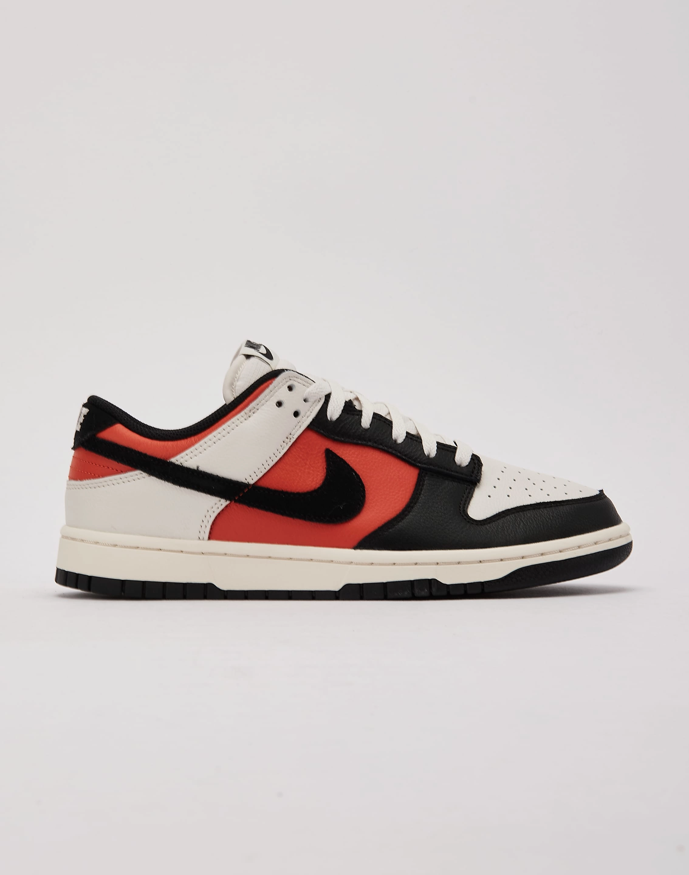 Nike Dunk Low Retro Lightweight Design
