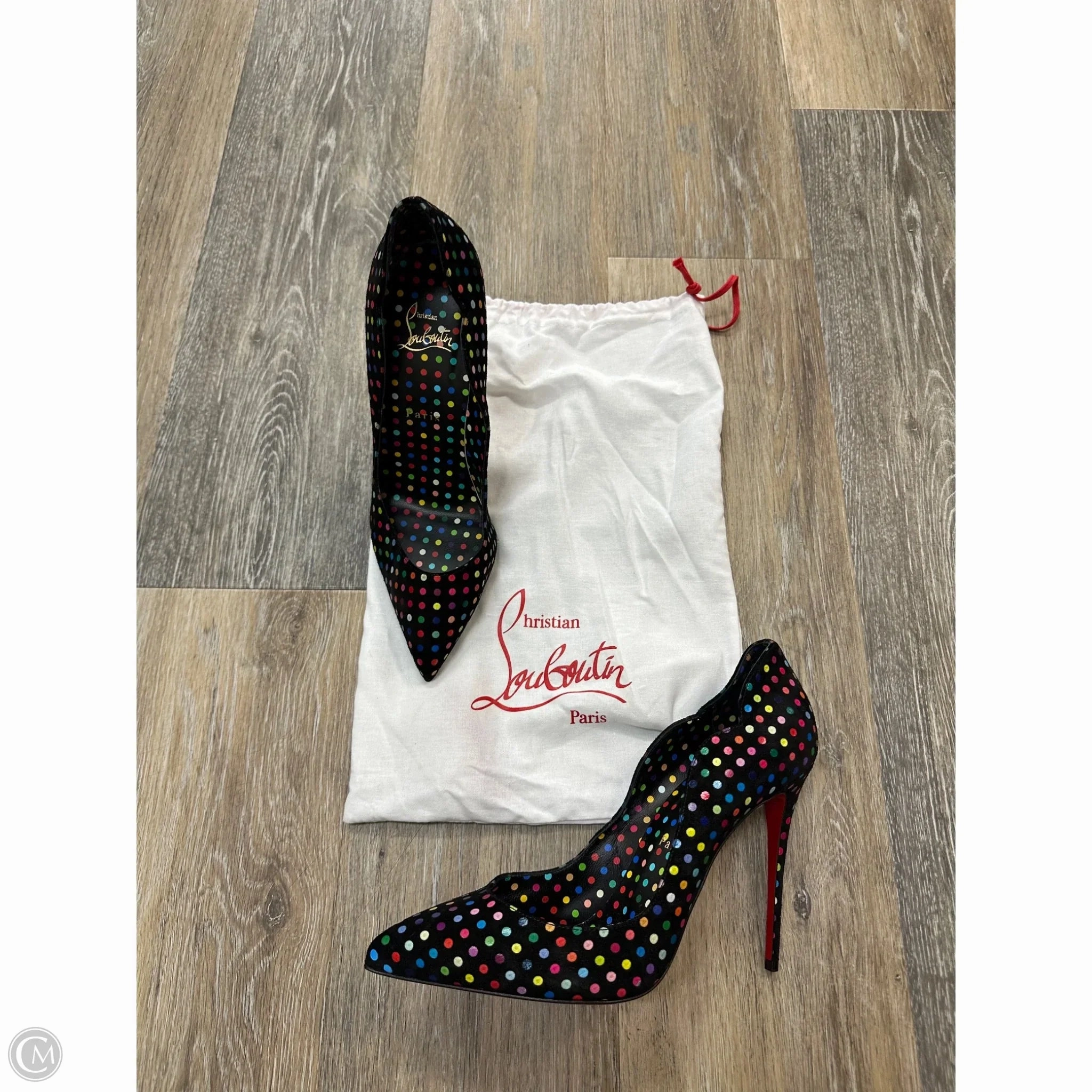 Shoes Luxury Designer By Christian Louboutin In Polkadot Pattern, Size: 8.5 Heritage Line