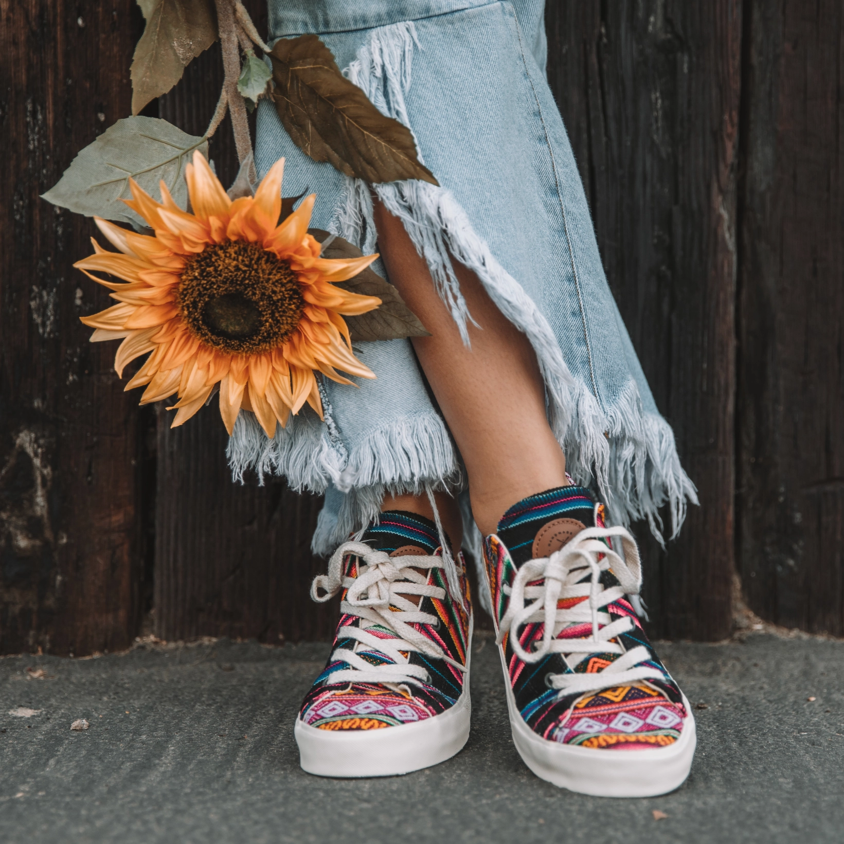 Black Spectrum Low Top Comfortable Bottom