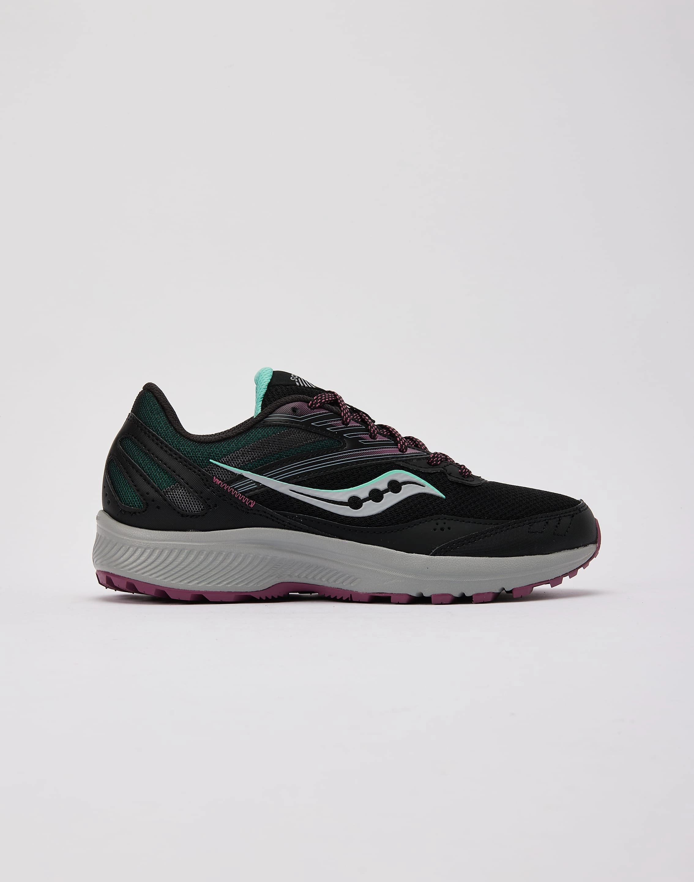 left - foot shoe Wide Base Support Saucony Cohesion TR15
