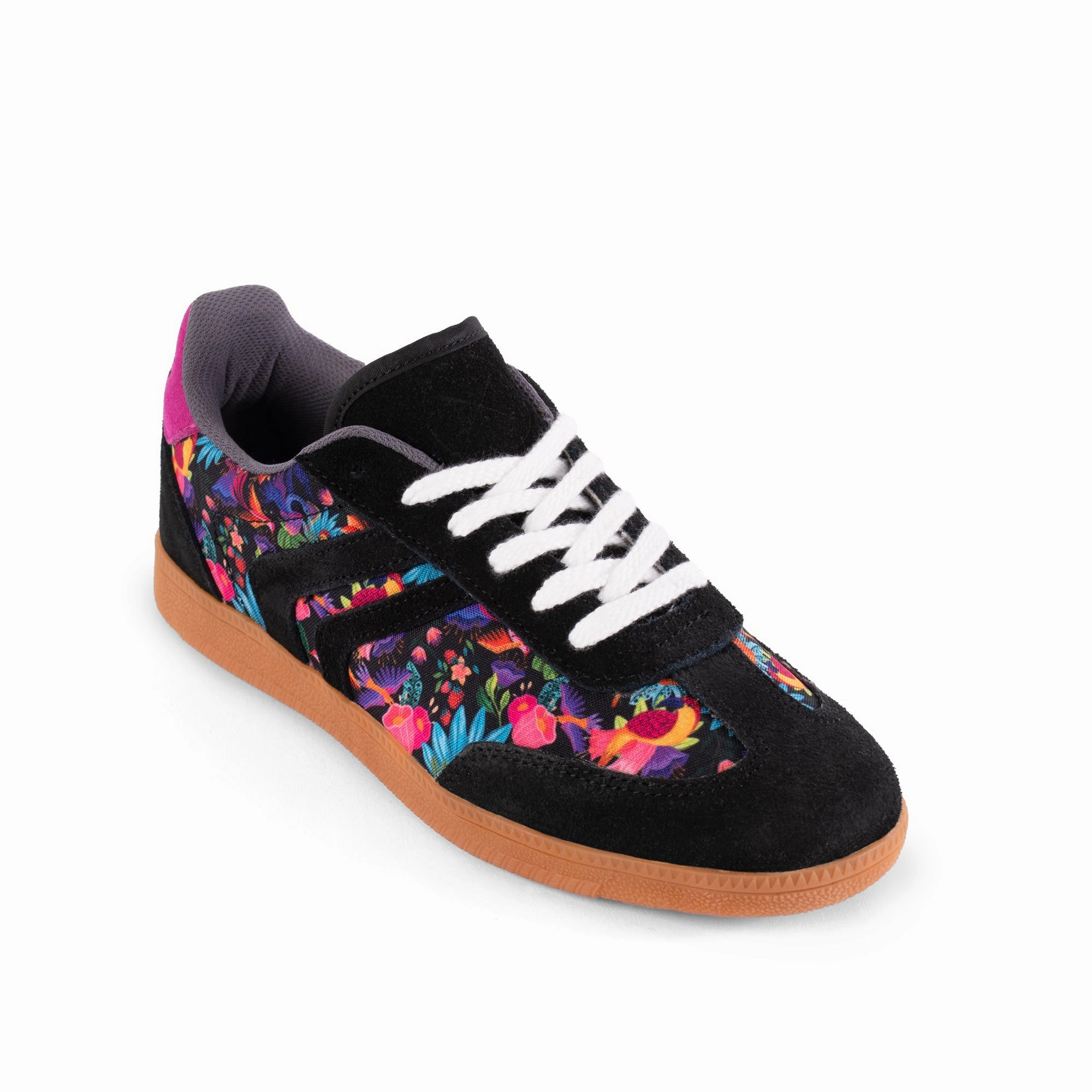 Light Pace Durable Overlay Luzon Tennis