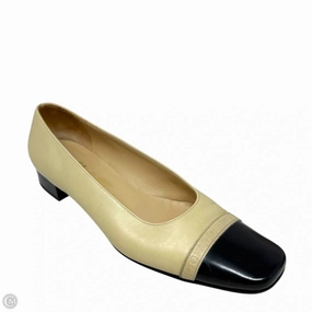 Marissa Leather Cap Toe Pumps Luxury Designer By Ferragamo In Black & Cream, Size: 8 Family Fit Valley Run