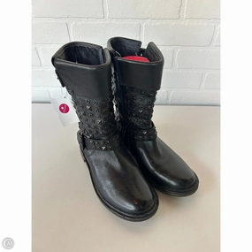 Boots Designer By Ugg In Black, Size: 6 Low Profile