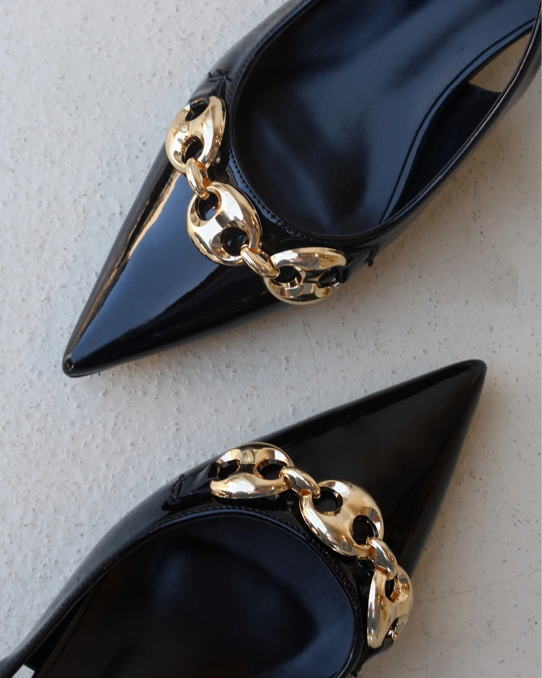 QUINBELLA - BLACK PATENT Travel Safe