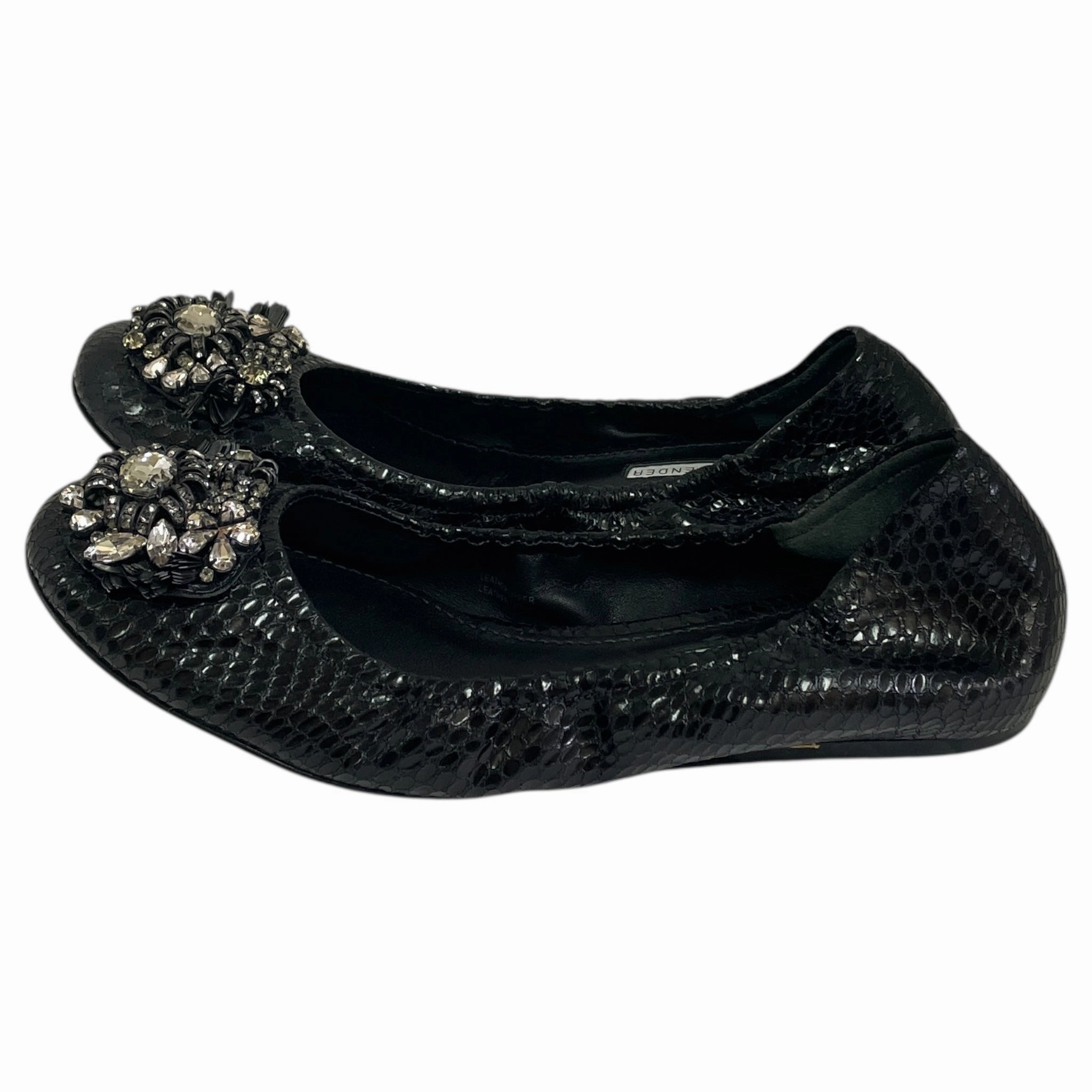 Shoes Designer By Vera Wang In Black, Size:8.5 Light Run Comfort collar