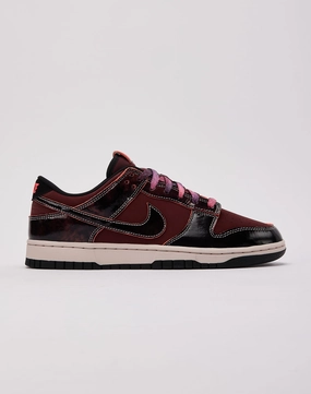 Form Ease Nike Dunk Low Retro SE