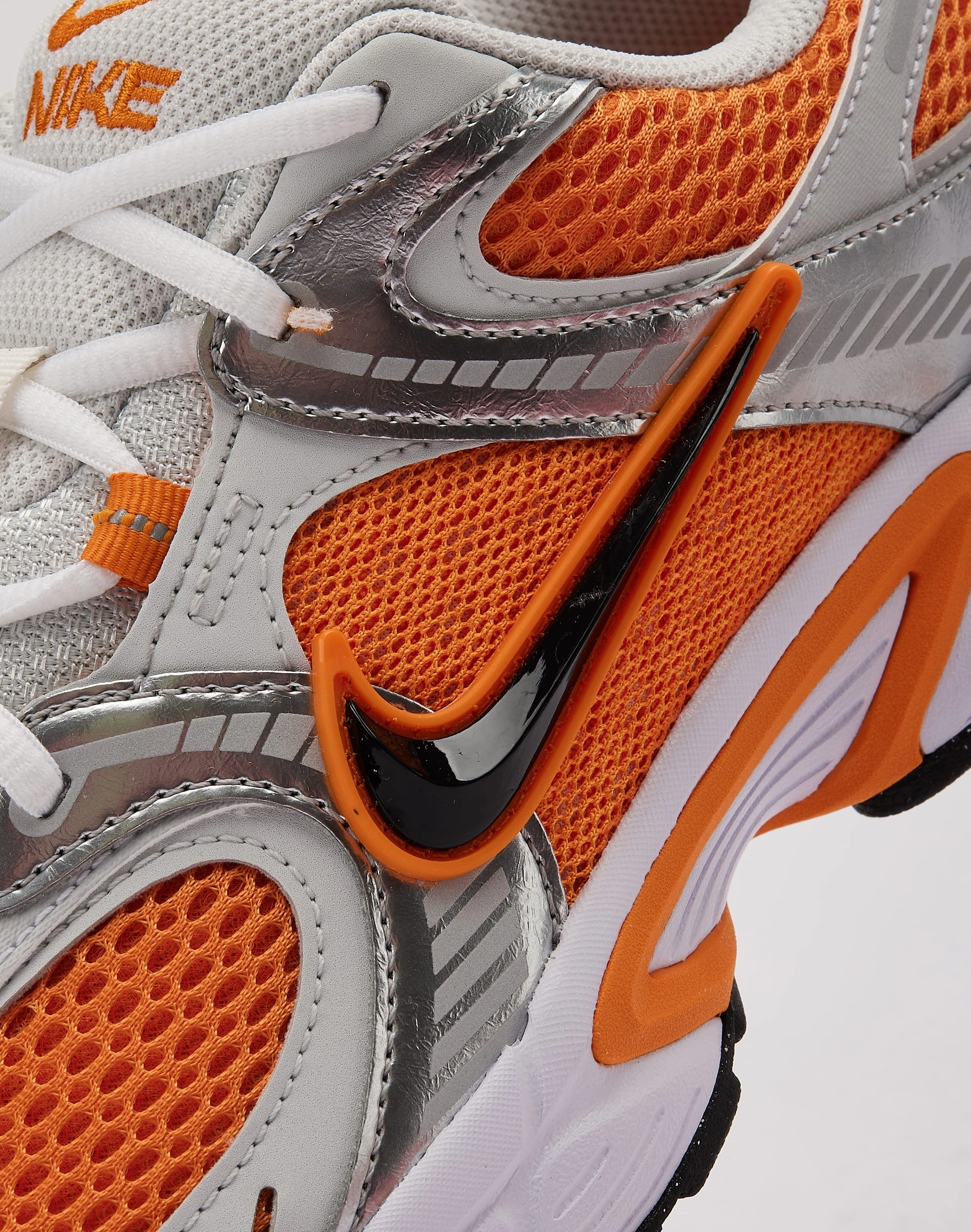 3D Curved Grooves Sprinting Shoes Nike V5 RNR