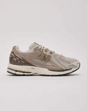 Hyper Elastic Outsole Popular Choice New Balance 1906R