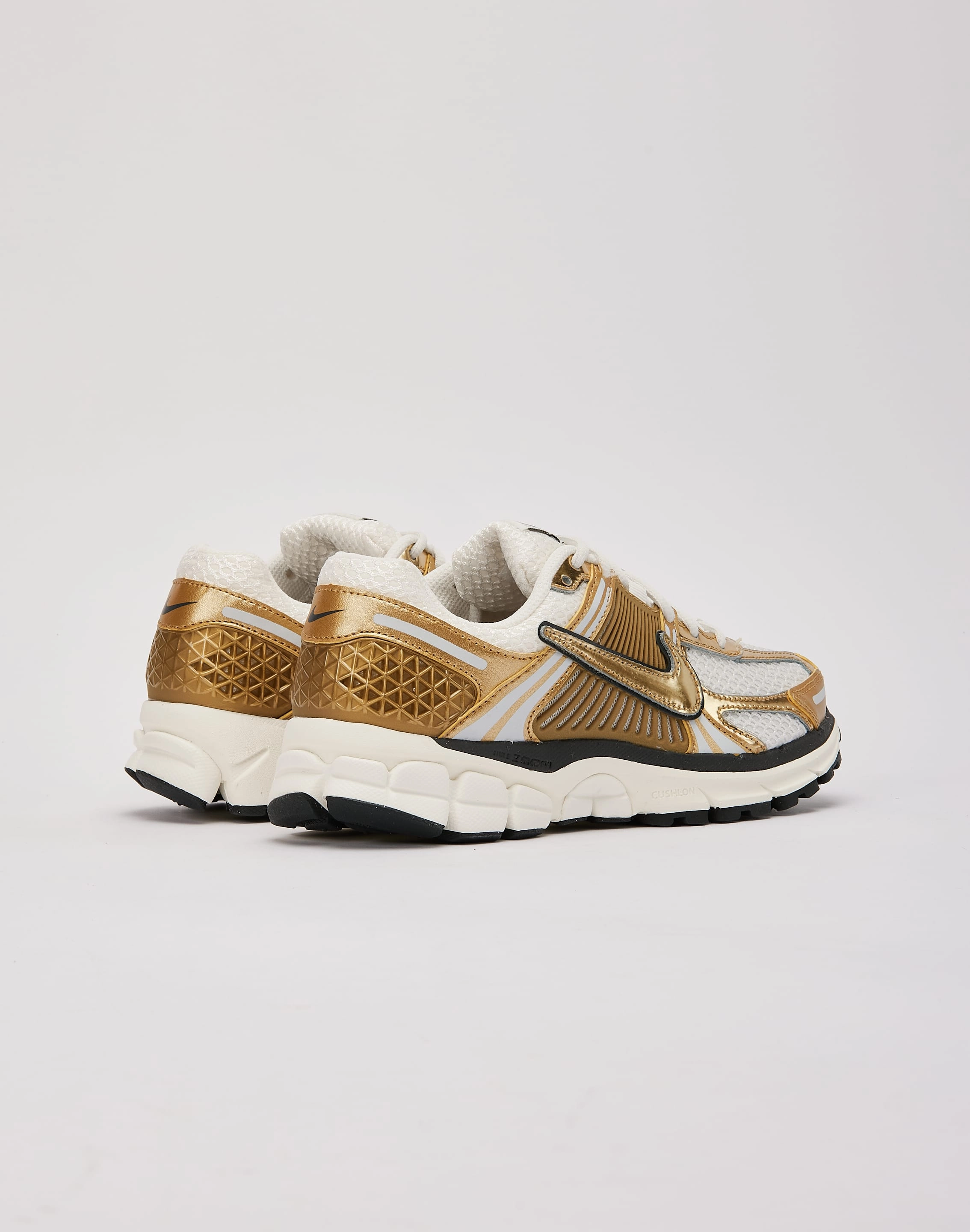 Nike Zoom Vomero 5 modern - style running shoes incline running shoes