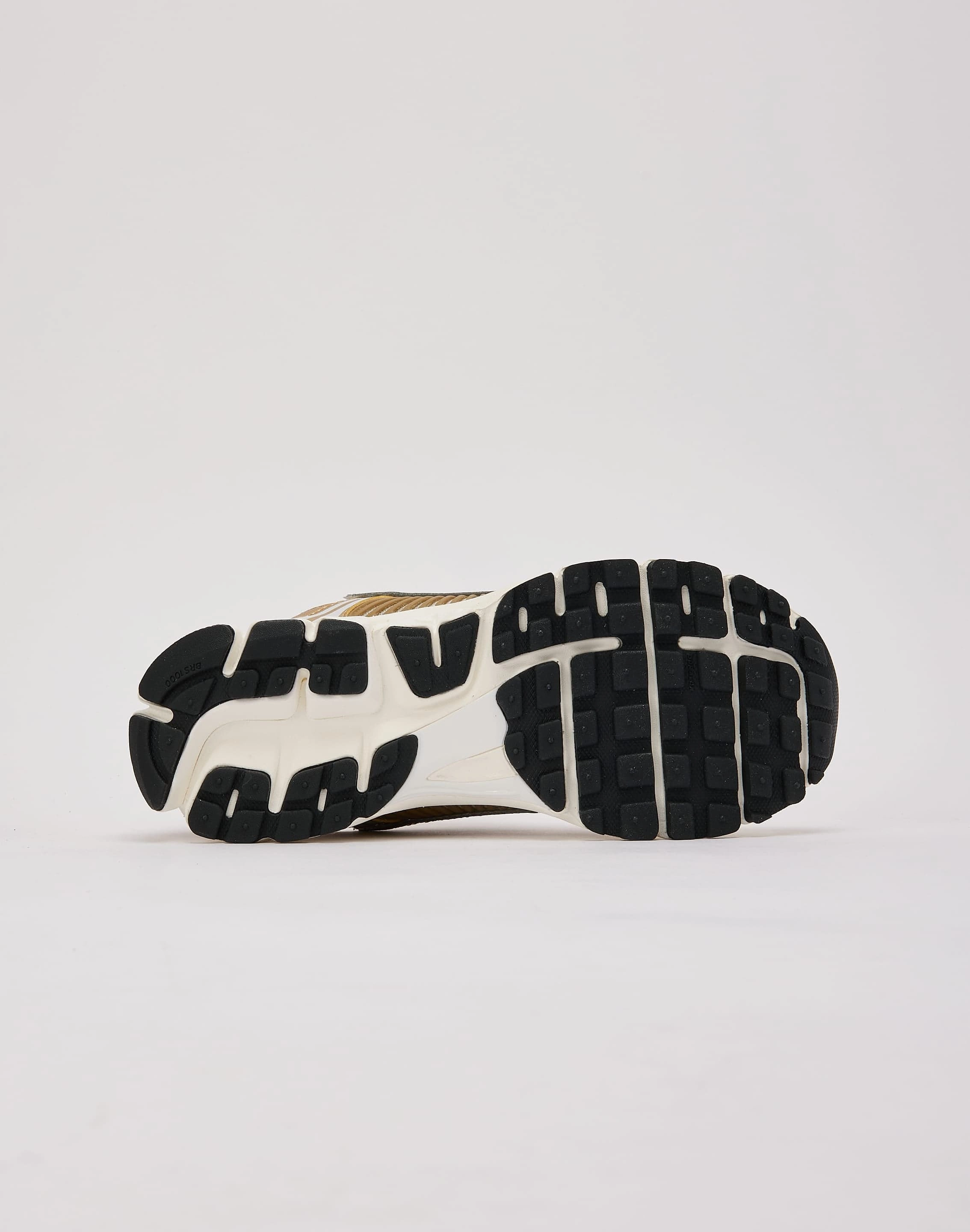 Cross Tension System Nike Zoom Vomero 5