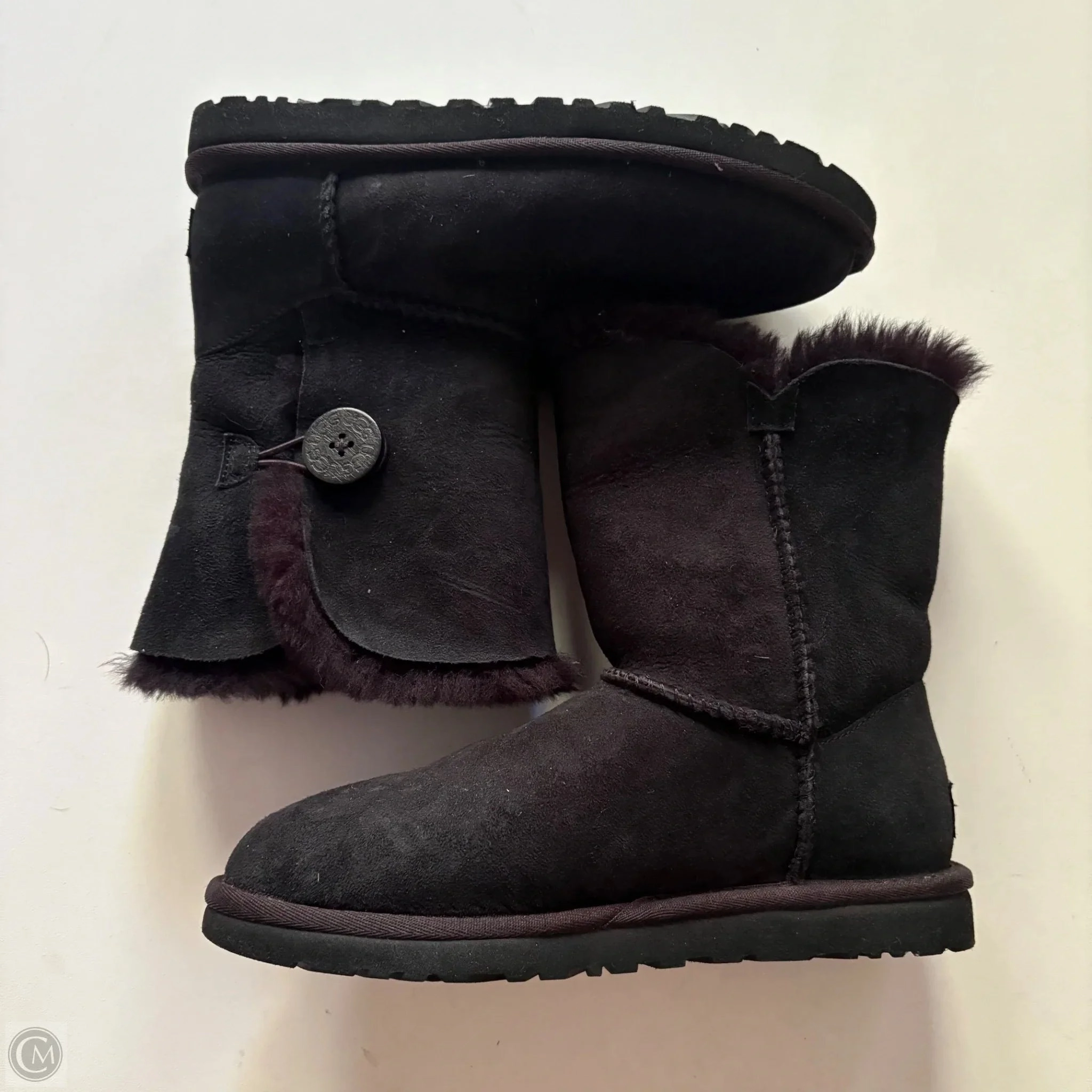 Boots Designer By Ugg In Black, Size: 6 Everywhere Fit Step Light