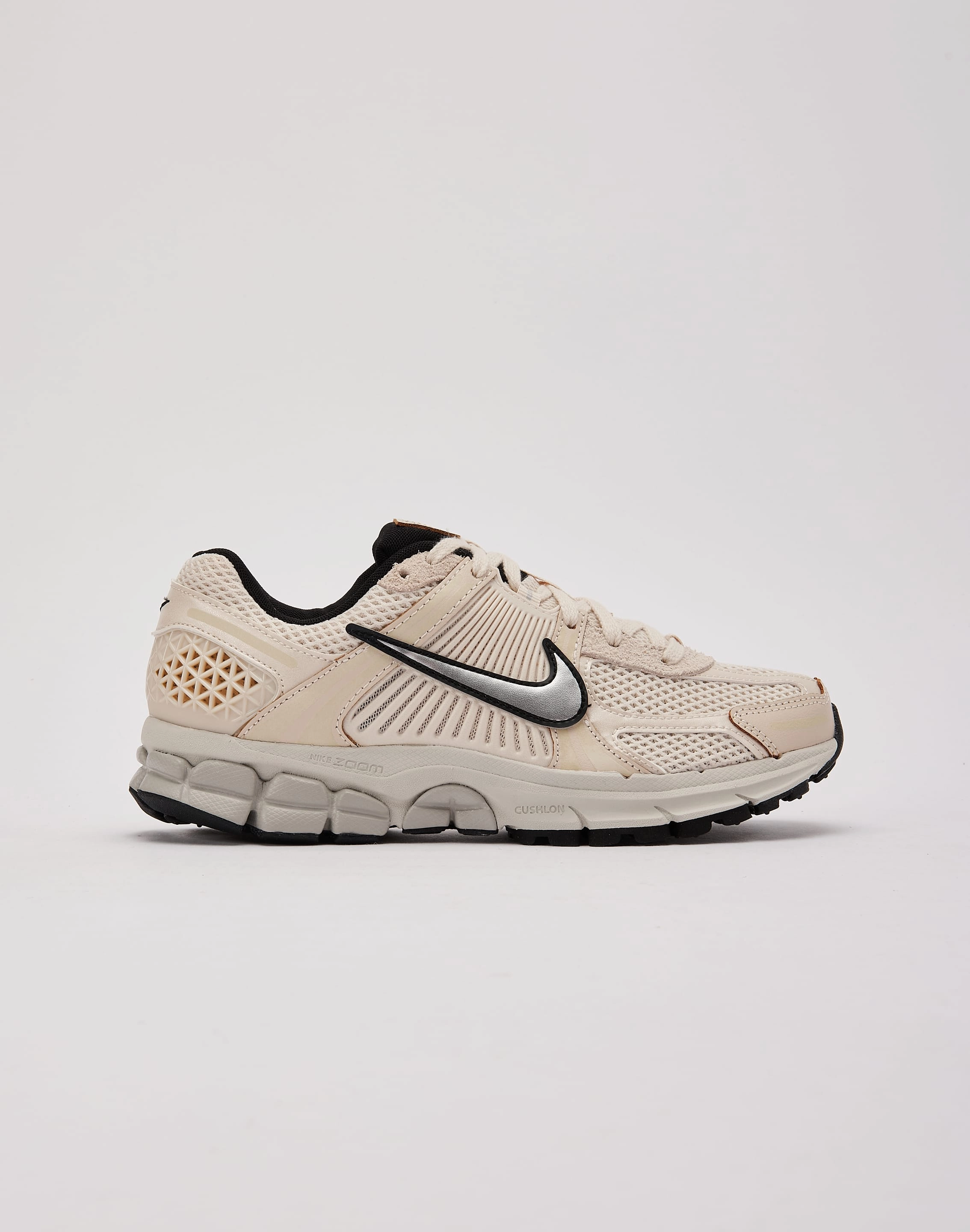 Nike Zoom Vomero 5 short - distance running footwear Reebok Workout