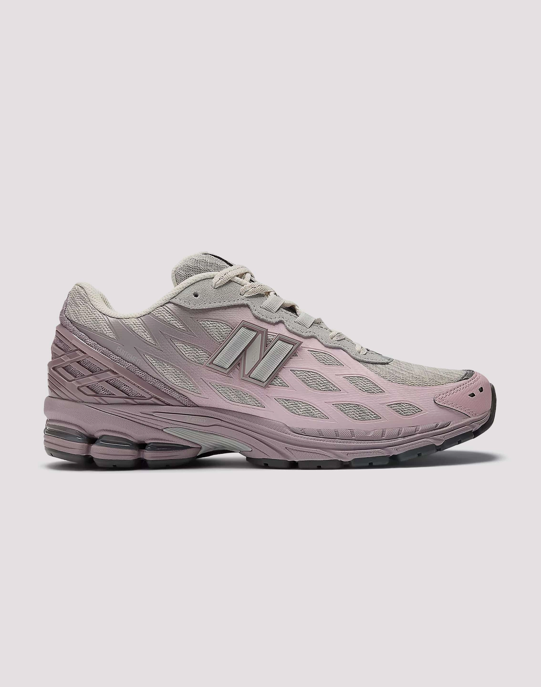 contemporary shoes running in spring New Balance 1906W