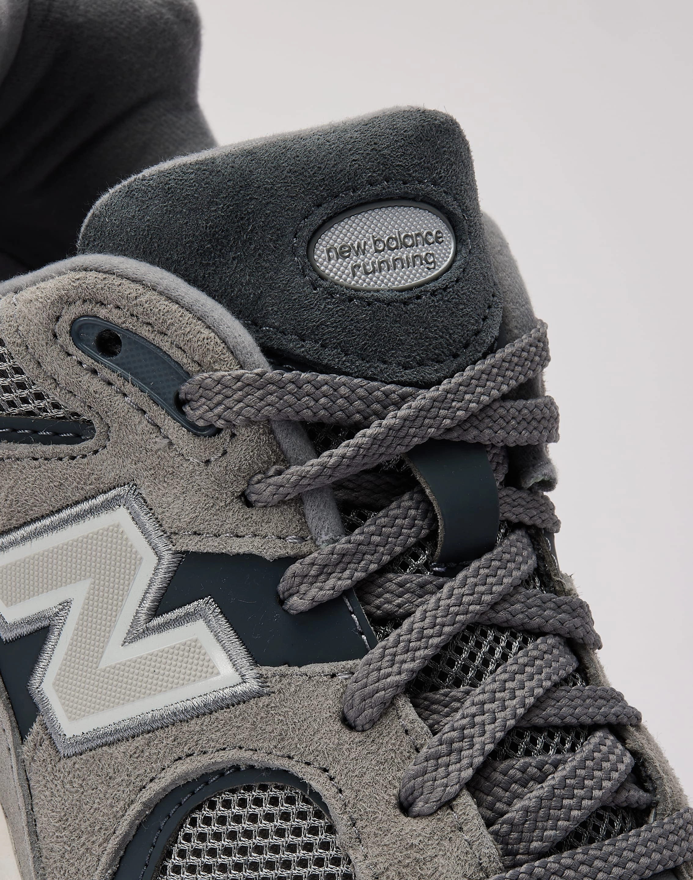 hiker shoes New Balance 2002R