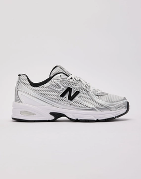 Non Chafe Tongue Design Bounce Back Foam New Balance 740