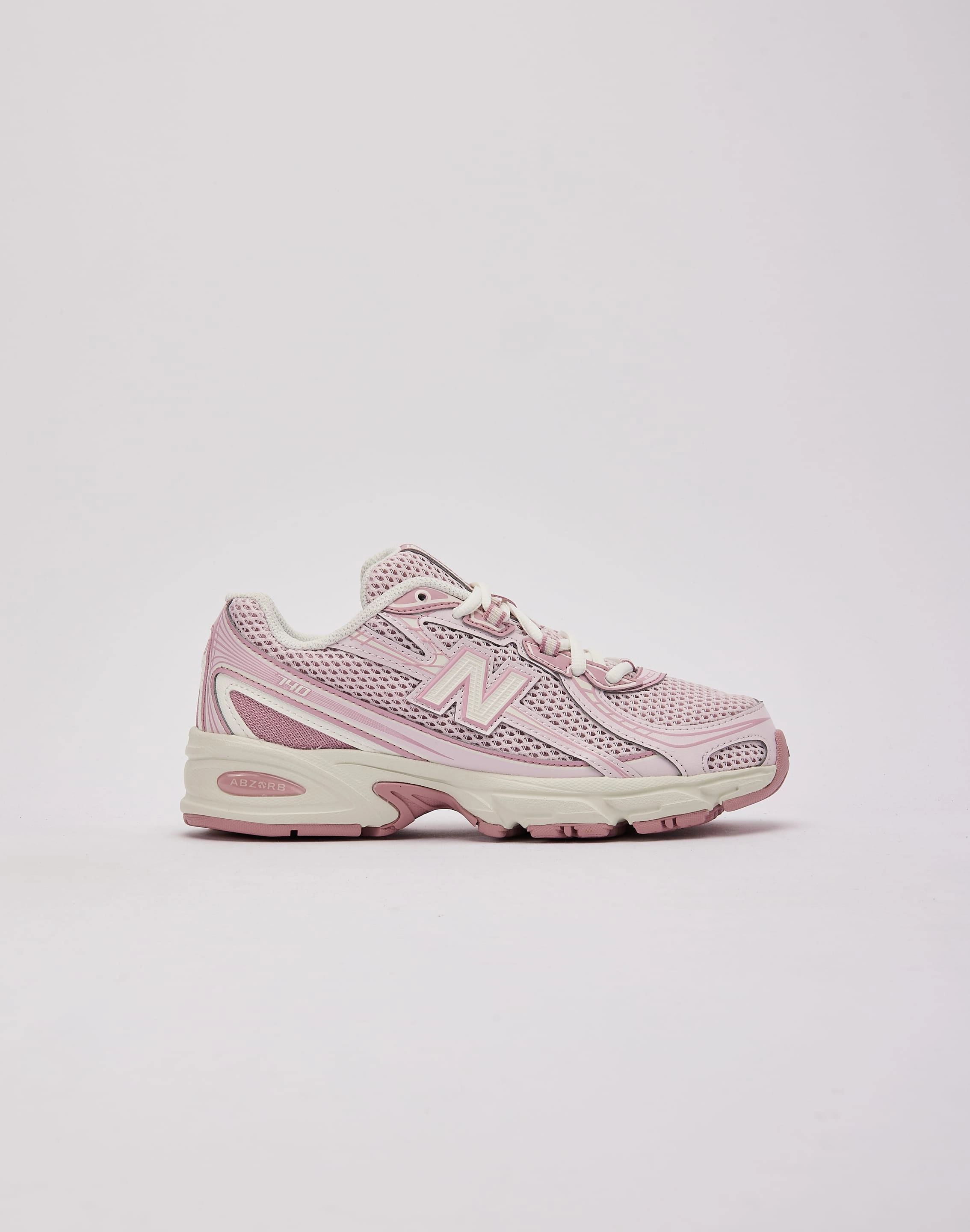 Multi Layer Interior All Terrain Grip New Balance 740