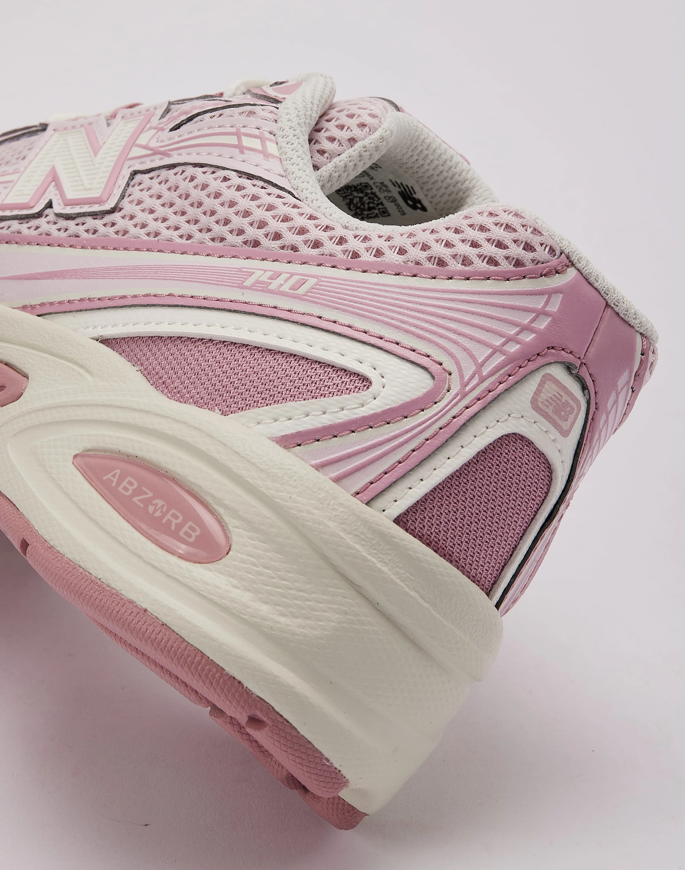 Dynamic Transition System New Balance 740