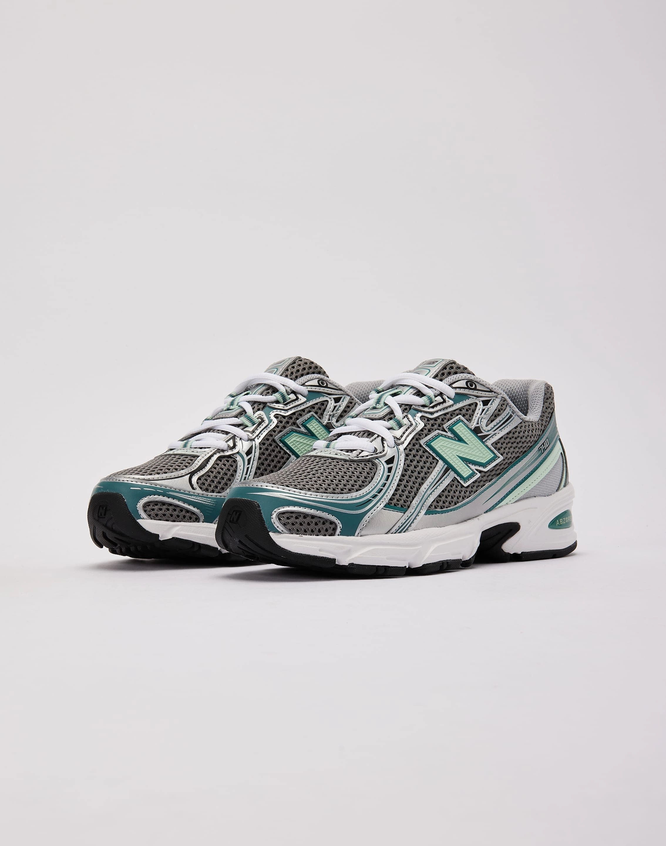 New Balance 740 adult style polka - dot running wear