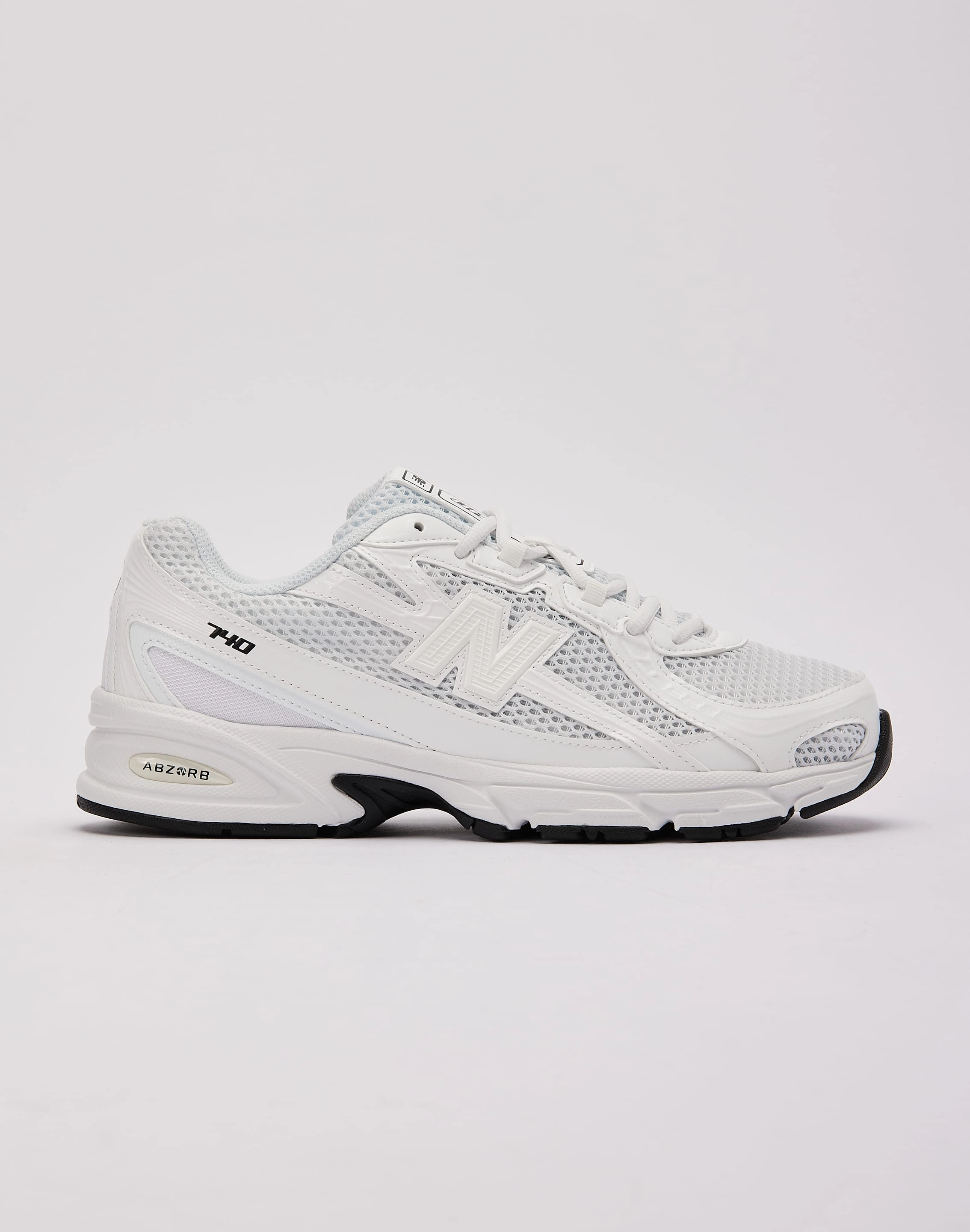 Micro Grooves drama - themed running wear New Balance 740