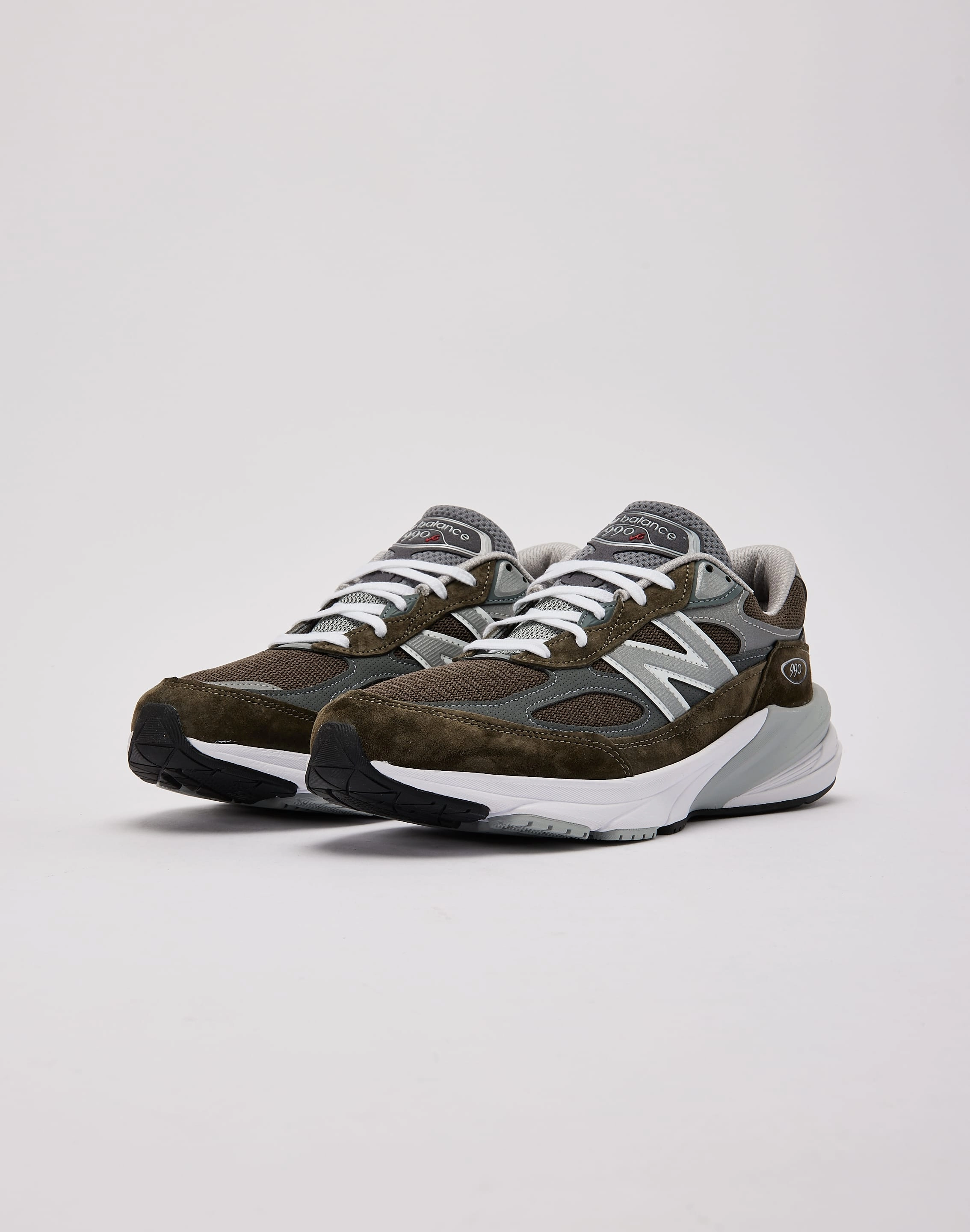 New Balance MADE In USA 990v6 Minimalist Drop Profile