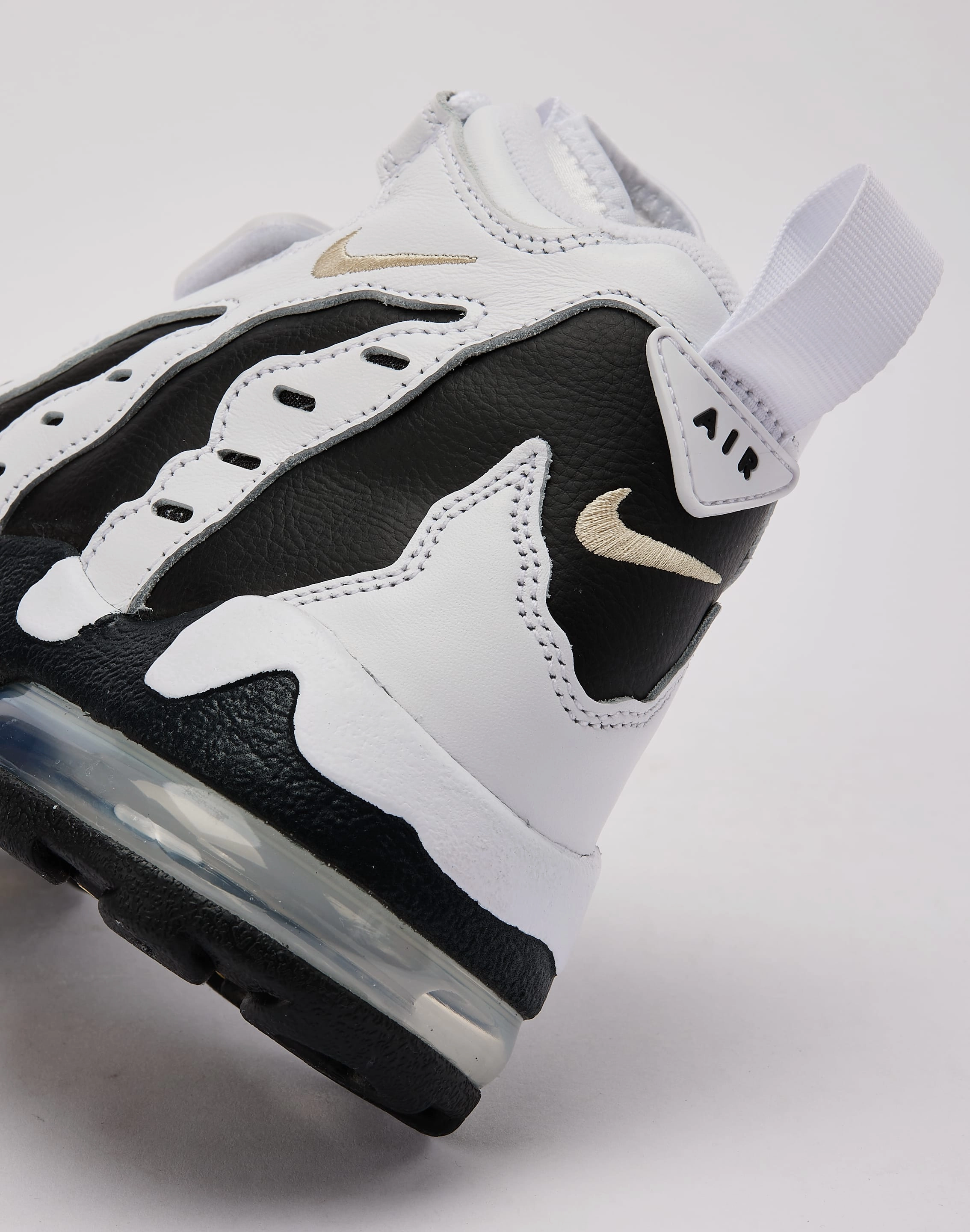 slow walk Nike Air DT Max '96 'Colorado Away'