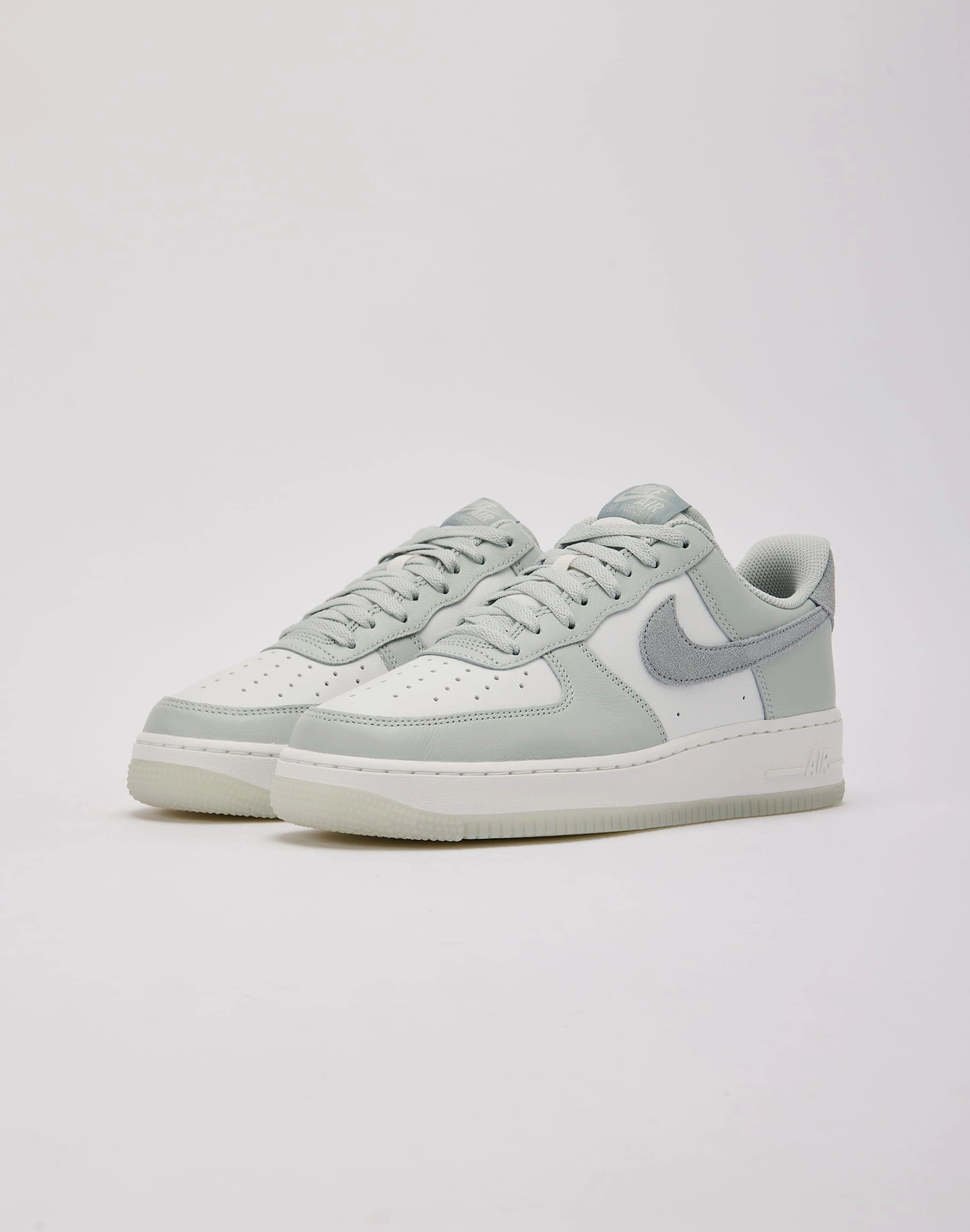 Nike Air Force 1 Low '07 LV8 Responsive Cushion Tech