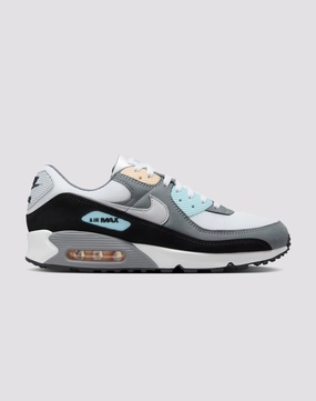 running shoes for amateur female runners Nike Air Max 90