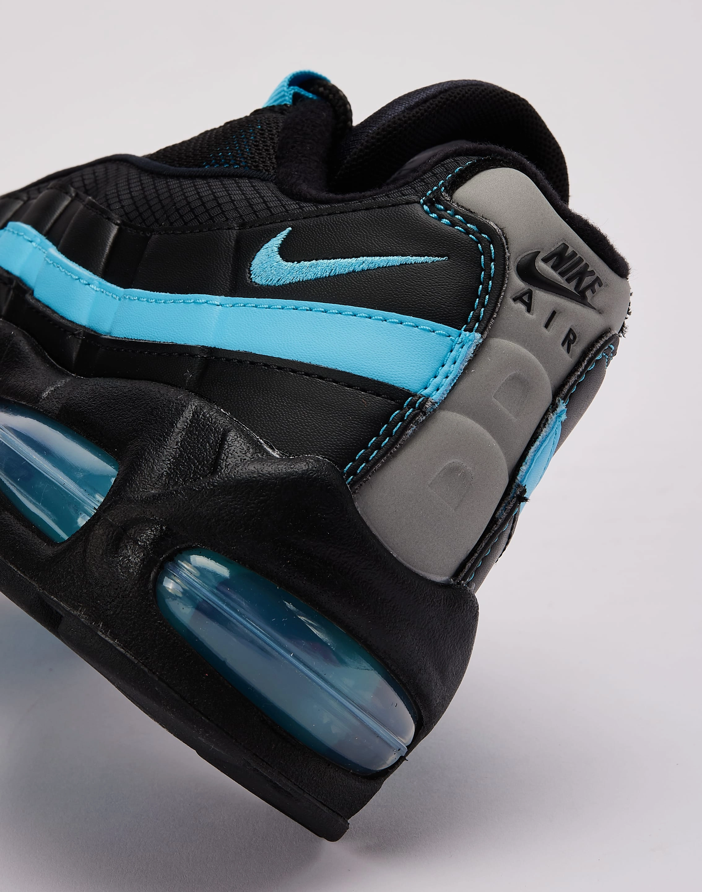 Nike Air Max 95 OG Snug Fit Design pronation - control shoes